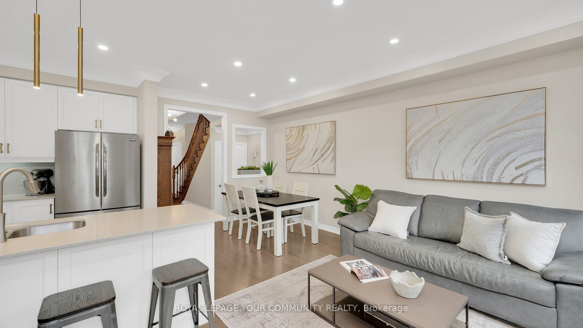 Photo 11 of 18 True Blue Crescent, Caledon, Bolton East — HOMEH