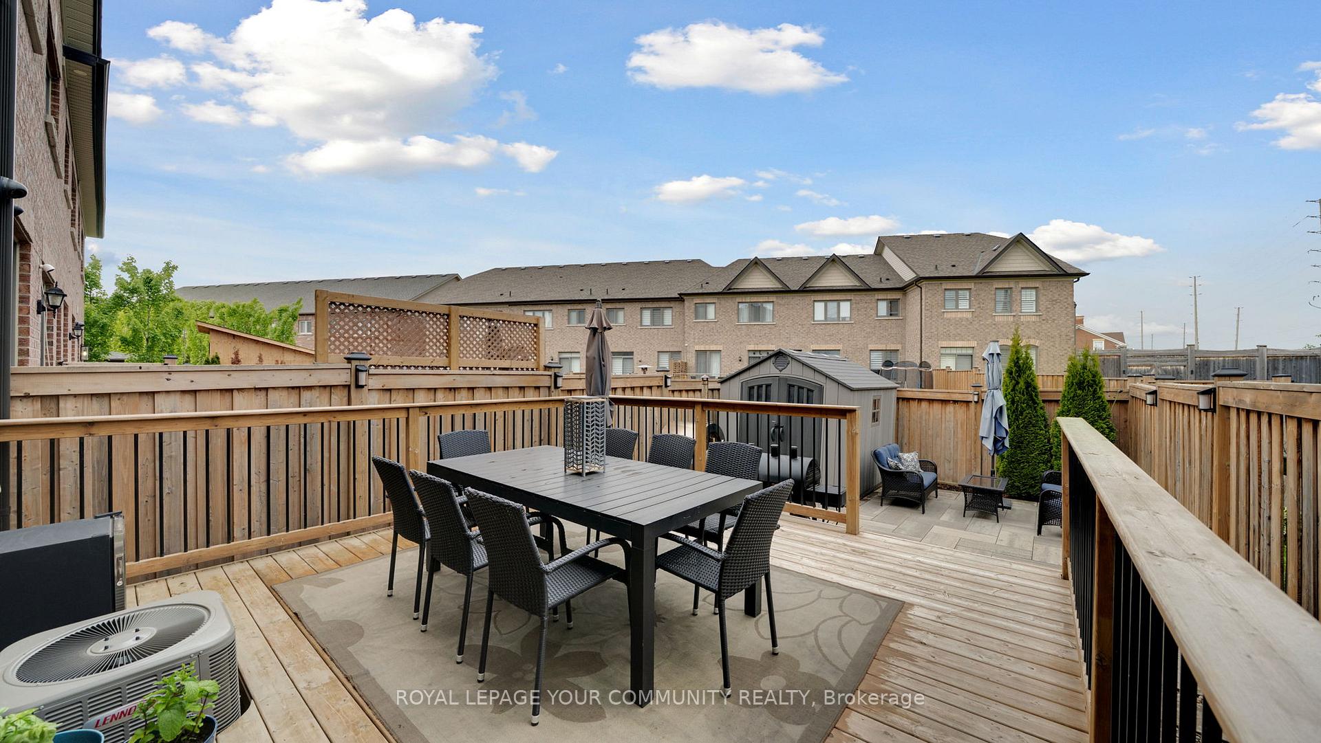 Photo 21 of 18 True Blue Crescent, Caledon, Bolton East — HOMEH