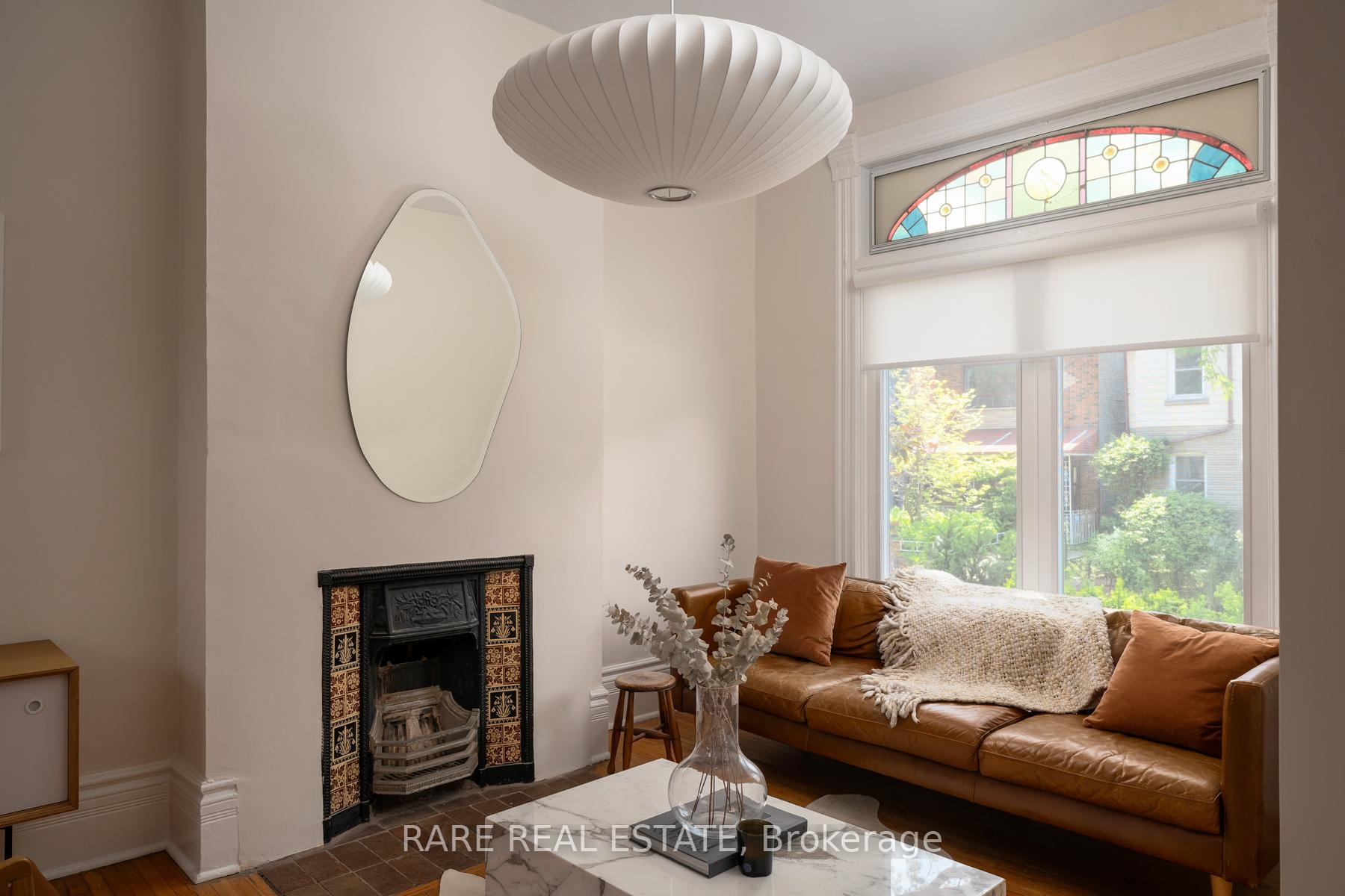 Photo 6 of 145 Beaconsfield Avenue, Toronto, Little Portugal — HOMEH