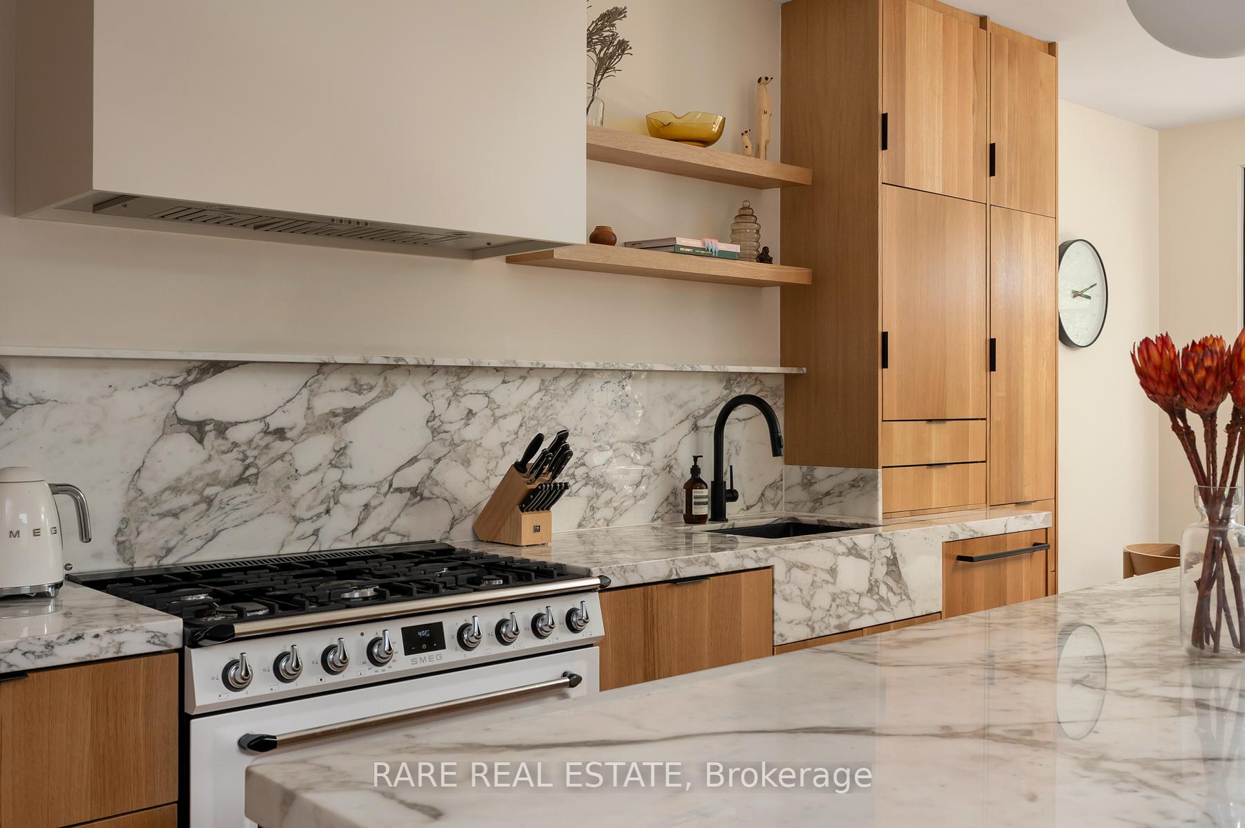 Photo 11 of 145 Beaconsfield Avenue, Toronto, Little Portugal — HOMEH
