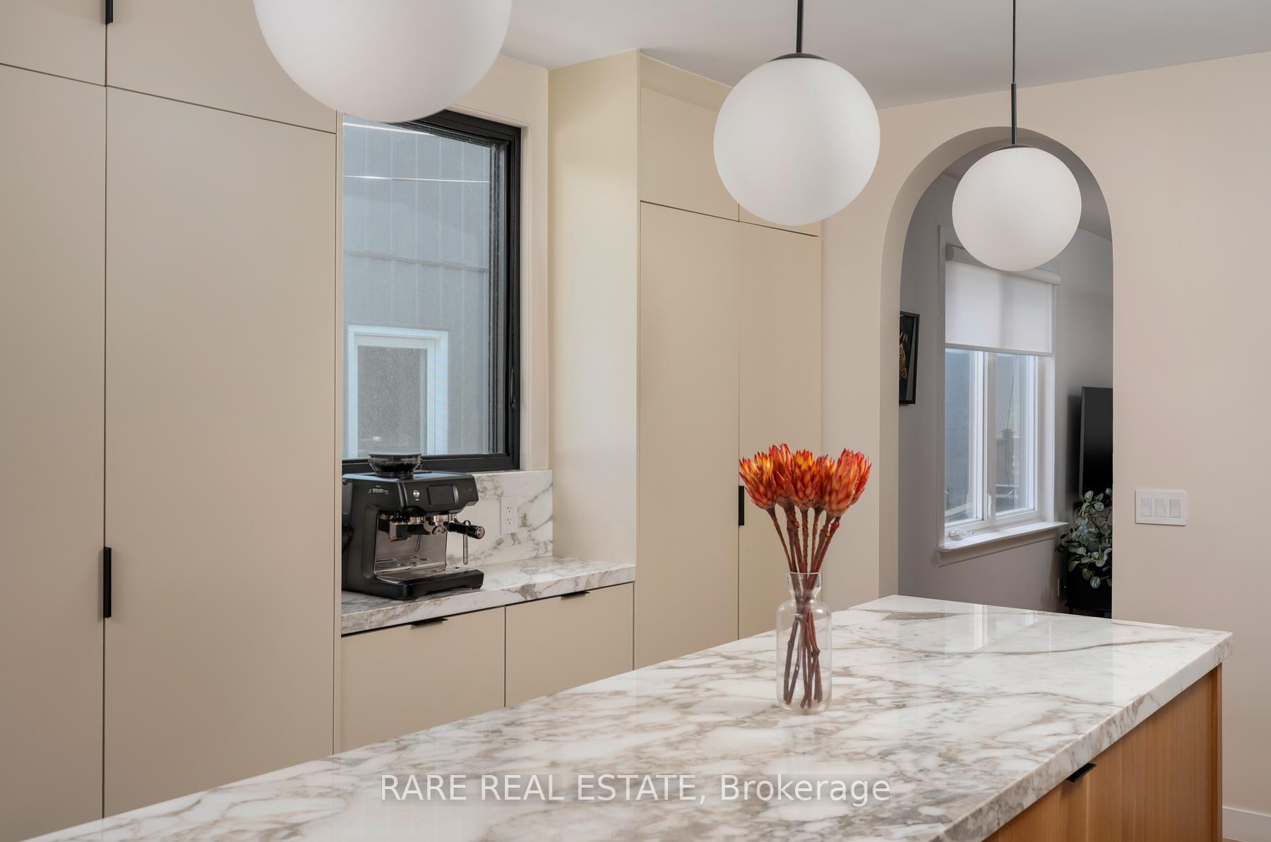 Photo 8 of 145 Beaconsfield Avenue, Toronto, Little Portugal — HOMEH
