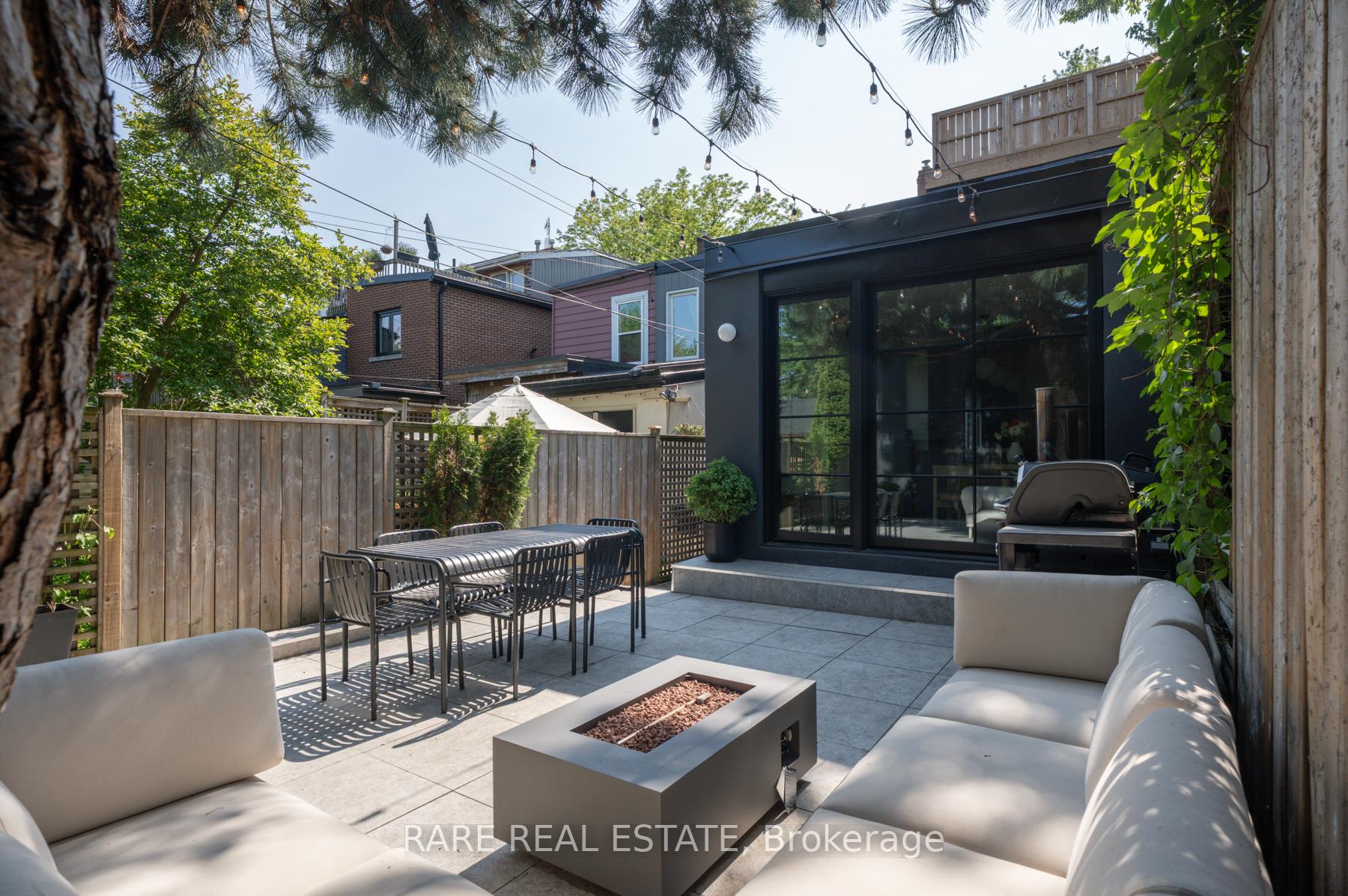 Photo 16 of 145 Beaconsfield Avenue, Toronto, Little Portugal — HOMEH