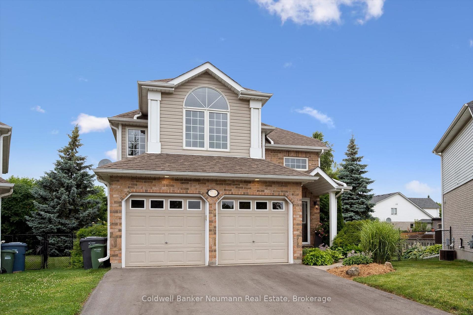 Photo 1 of 25 Burke Court, Guelph, Pineridge/Westminster Woods — HOMEH