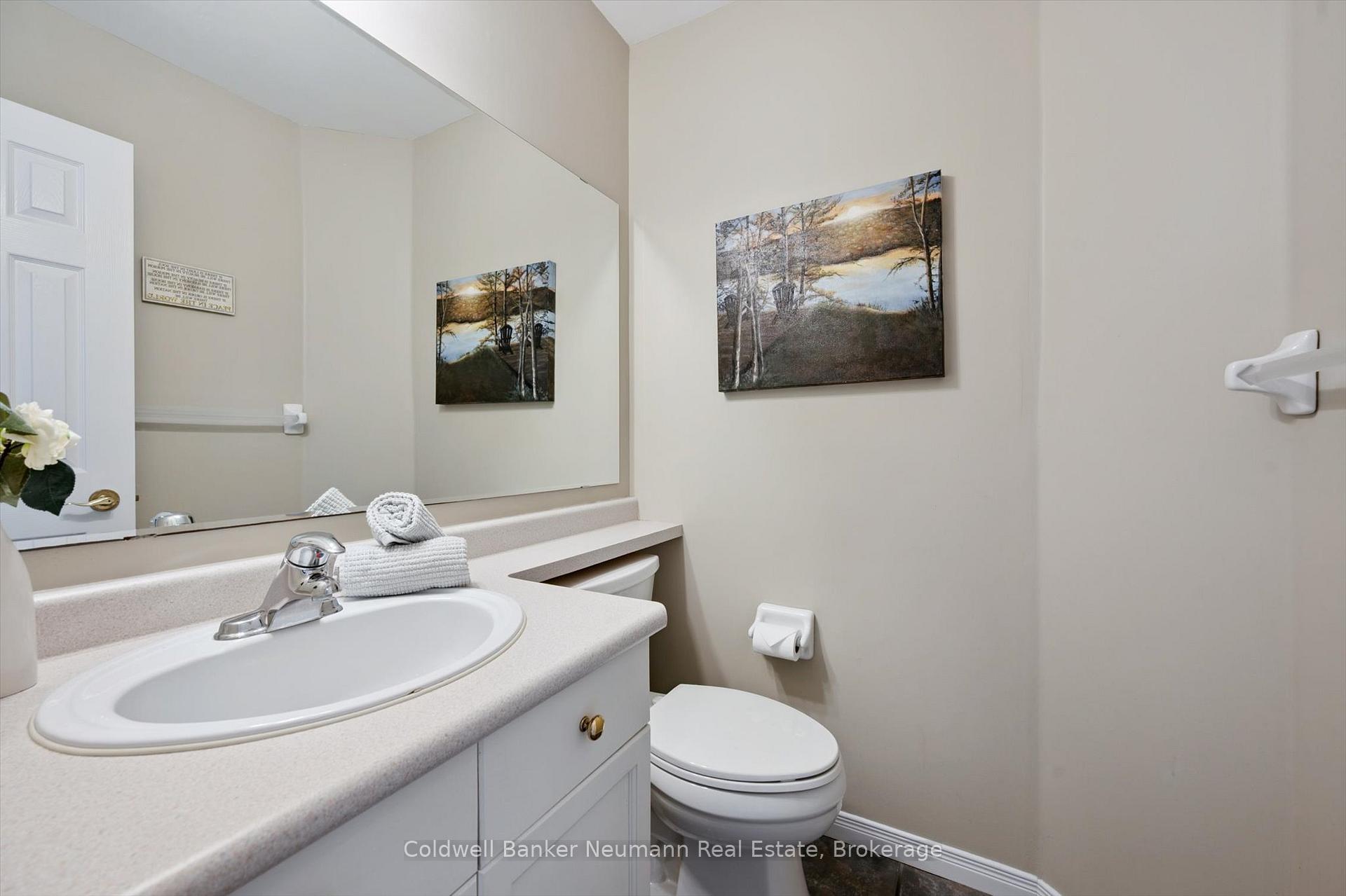 Photo 16 of 25 Burke Court, Guelph, Pineridge/Westminster Woods — HOMEH