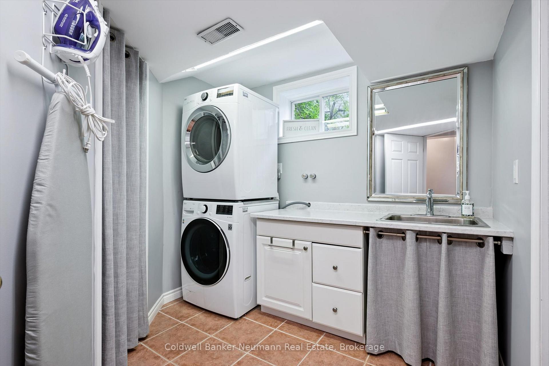 Photo 27 of 25 Burke Court, Guelph, Pineridge/Westminster Woods — HOMEH