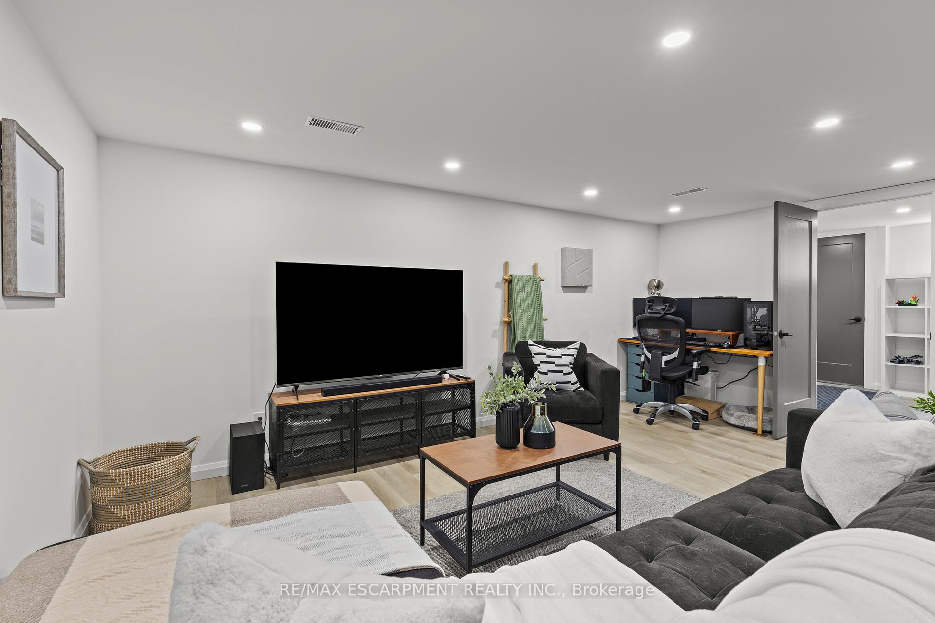 Photo 24 of 316 East 43rd Street, Hamilton, Hampton Heights — HOMEH