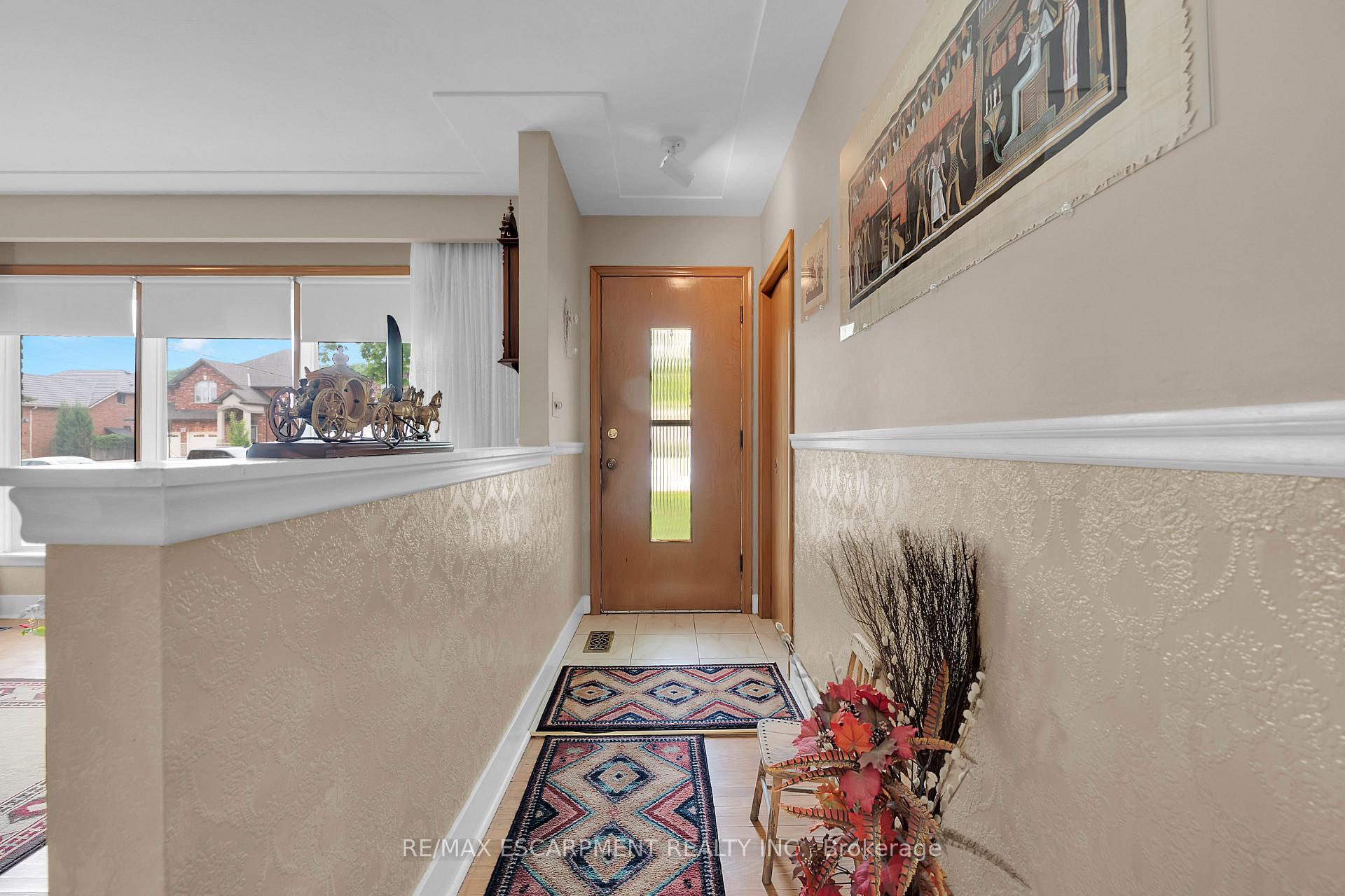 Photo 6 of 233 Helena Avenue, Hamilton, Winona — HOMEH