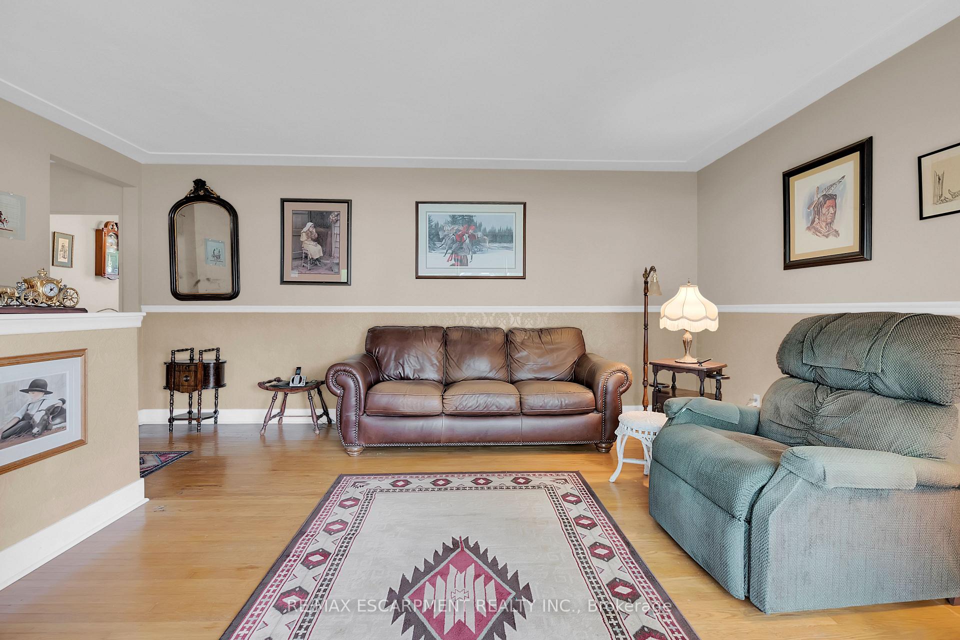 Photo 7 of 233 Helena Avenue, Hamilton, Winona — HOMEH