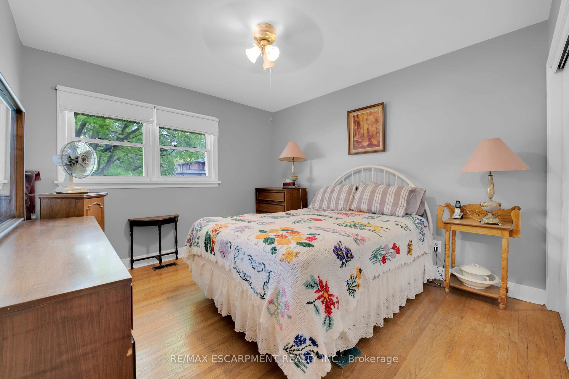 Photo 28 of 233 Helena Avenue, Hamilton, Winona — HOMEH