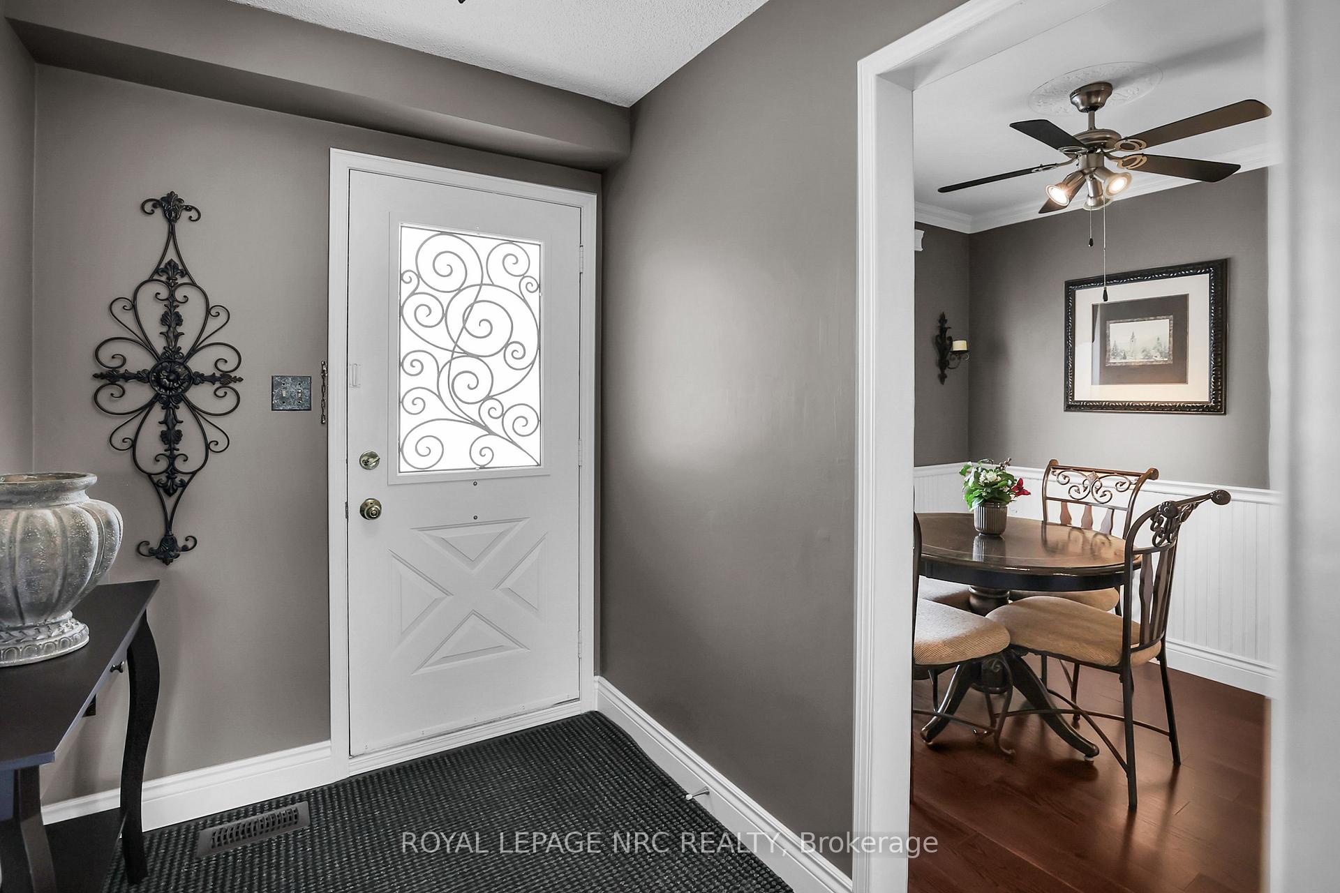 Photo 5 of 20 Glenashton Drive, Hamilton, Stoney Creek — HOMEH