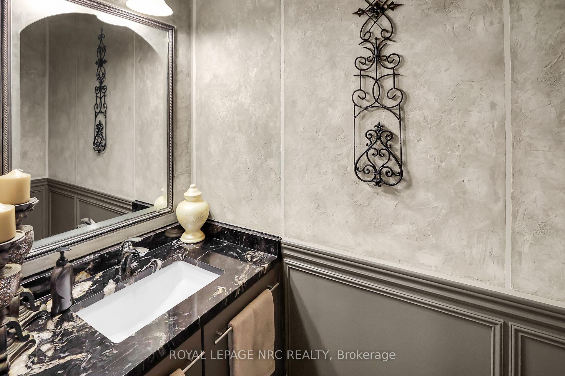 Photo 20 of 20 Glenashton Drive, Hamilton, Stoney Creek — HOMEH