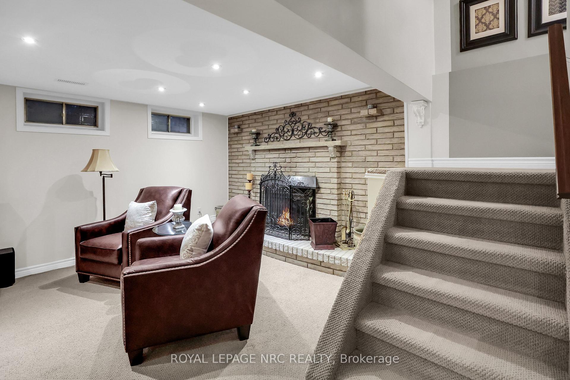 Photo 15 of 20 Glenashton Drive, Hamilton, Stoney Creek — HOMEH