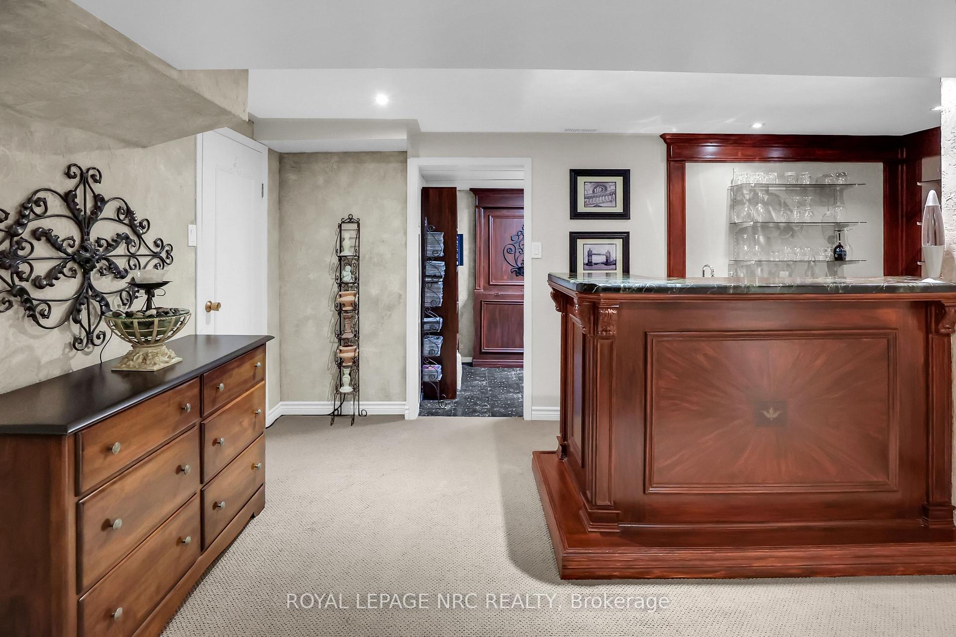 Photo 43 of 20 Glenashton Drive, Hamilton, Stoney Creek — HOMEH