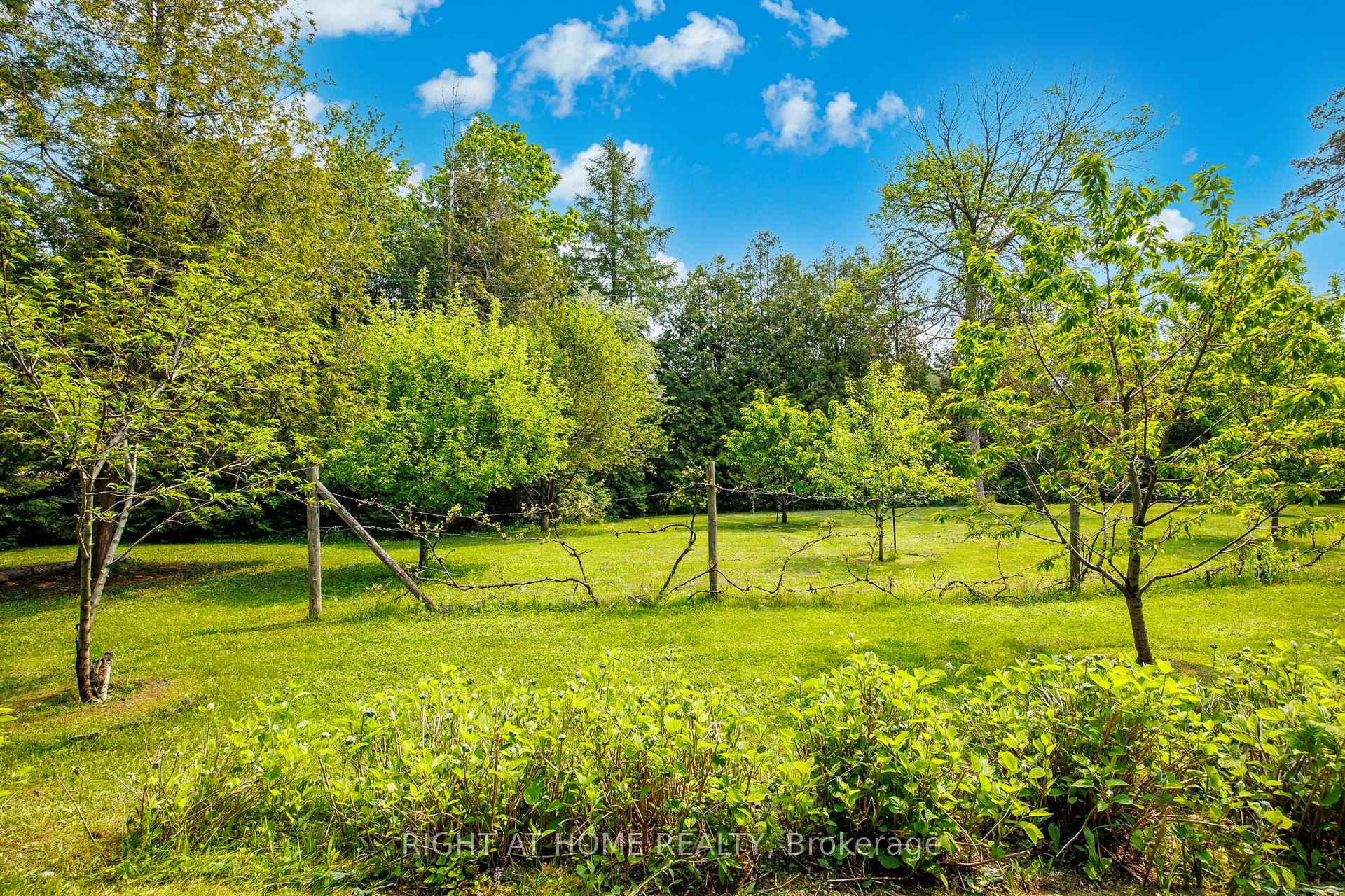 Photo 24 of Unit 8, 84048 Southgate Township Road, Southgate — HOMEH