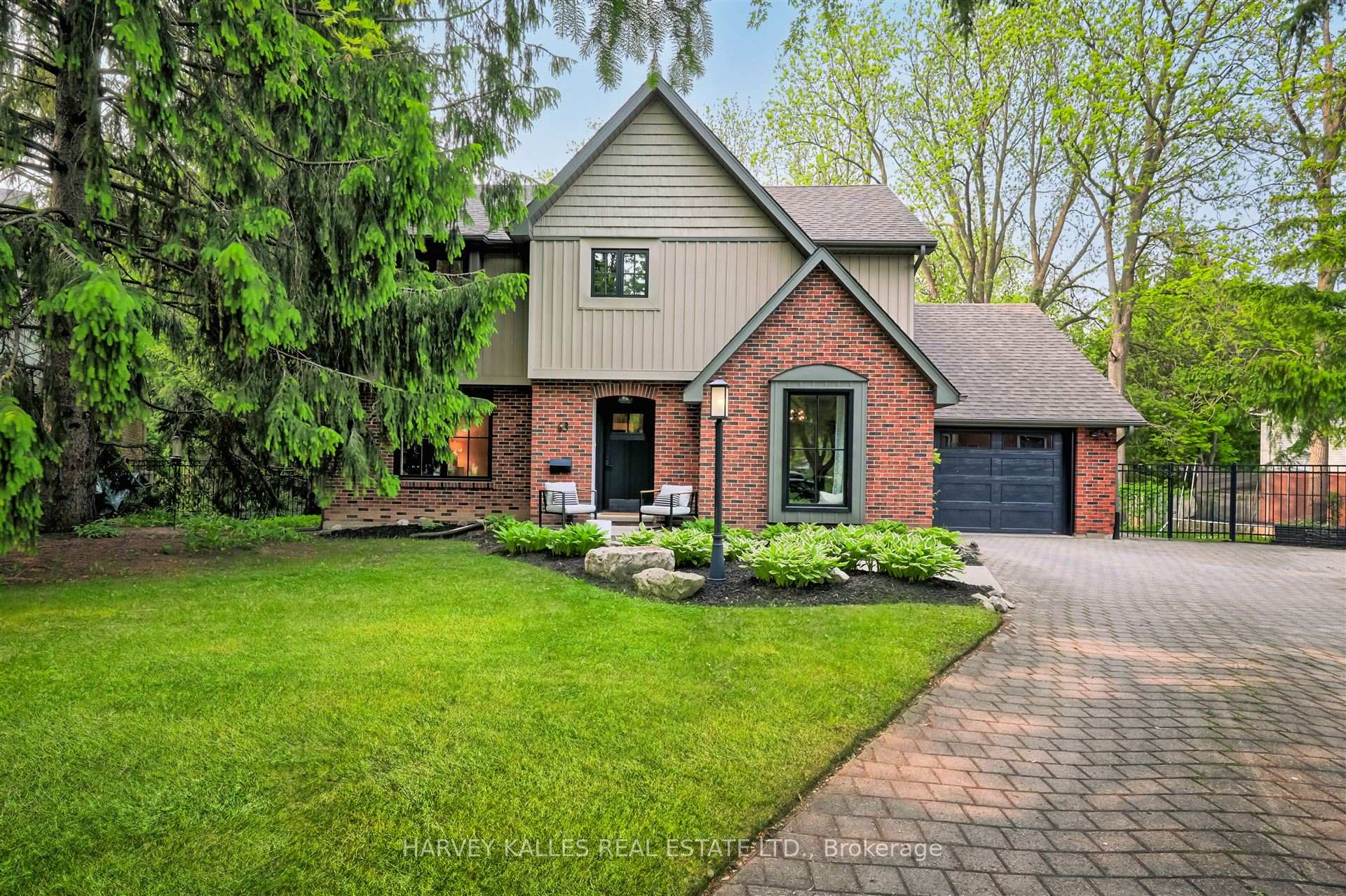 Photo 3 of 63 Inwood Crescent, Kitchener, Westmount - Kitchener — HOMEH