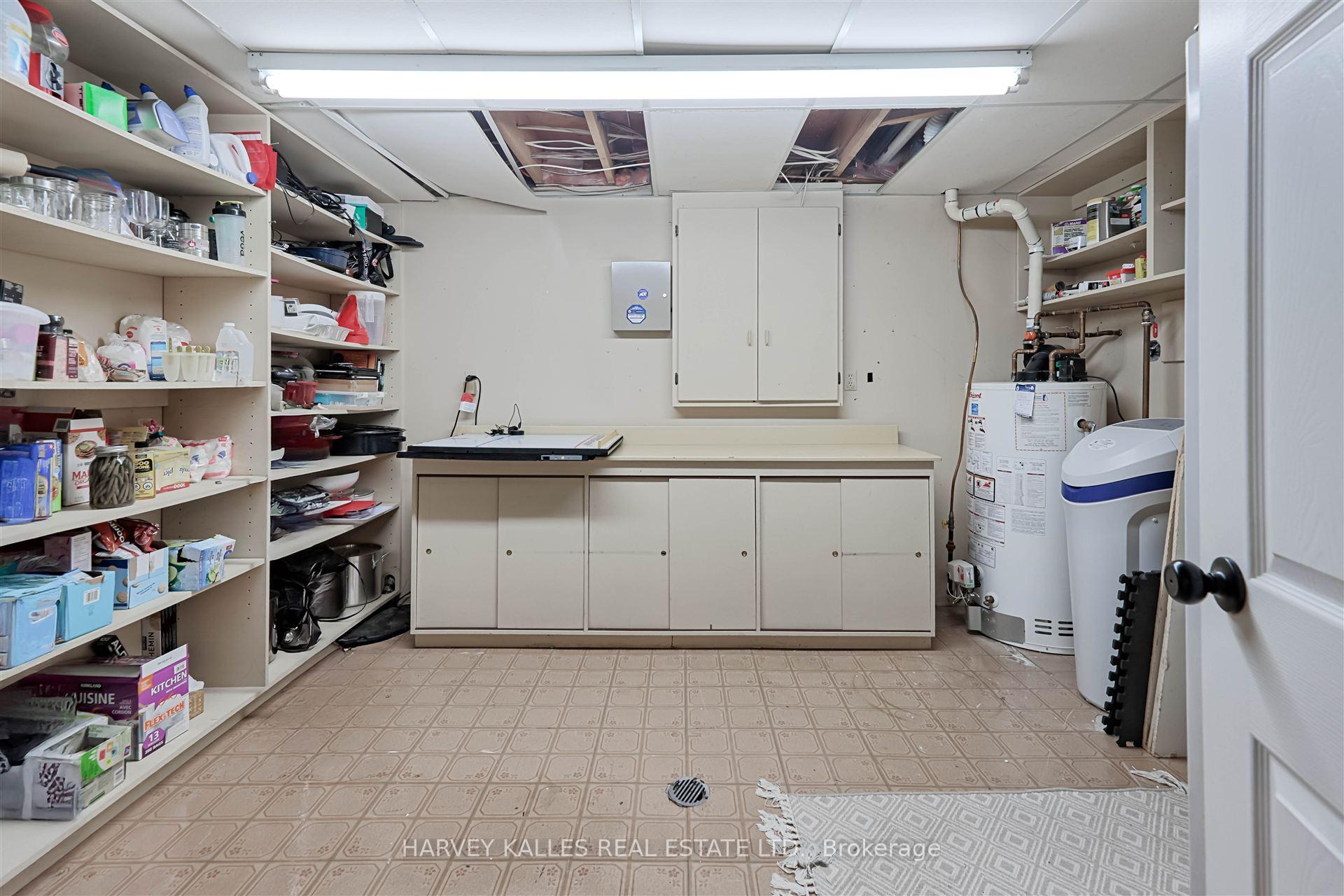 Photo 27 of 63 Inwood Crescent, Kitchener, Westmount - Kitchener — HOMEH
