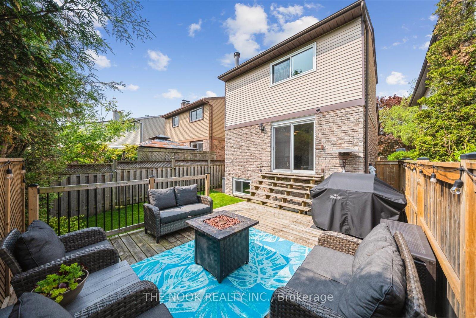Photo 12 of 27 Andrea Road, Ajax, South East — HOMEH