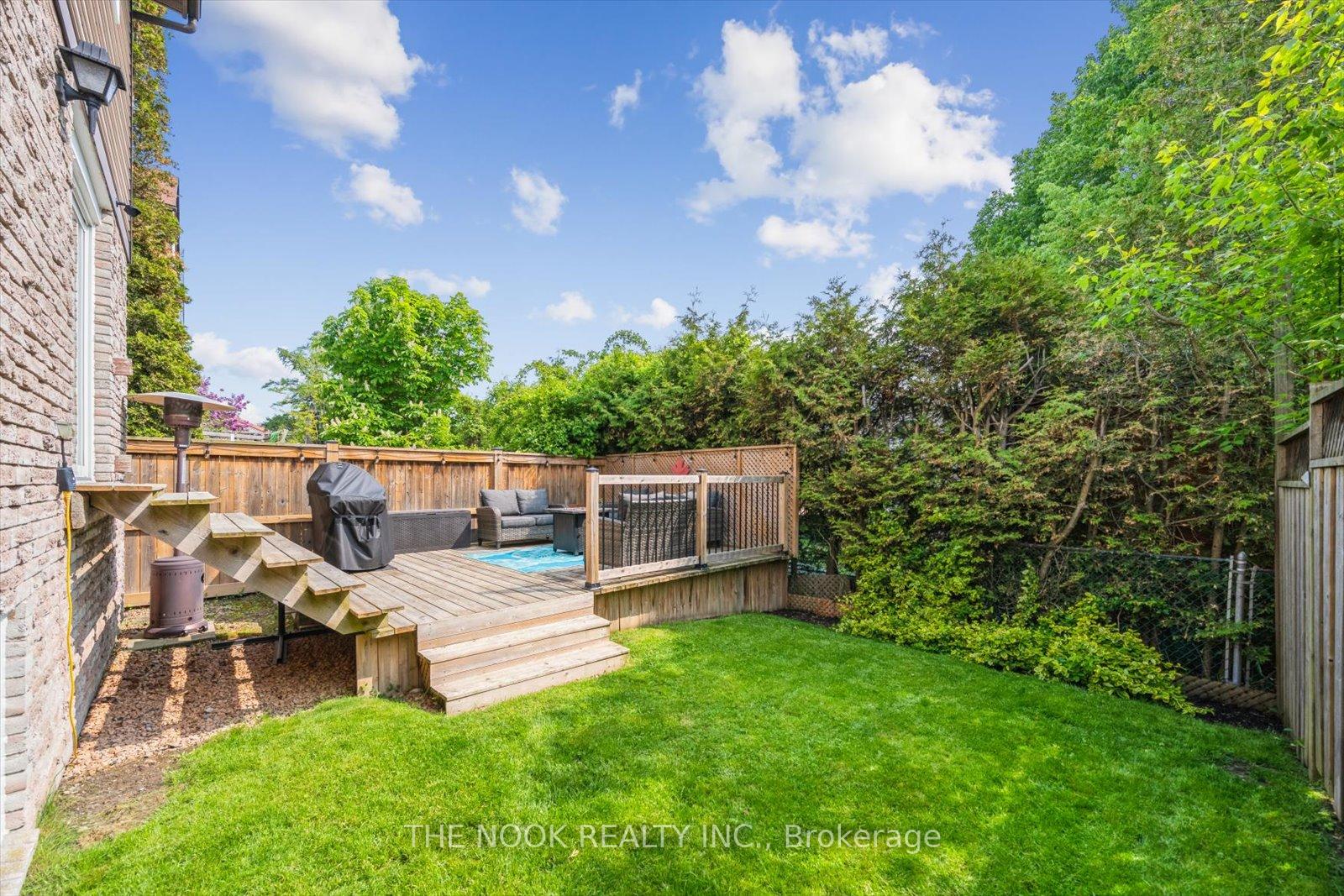 Photo 8 of 27 Andrea Road, Ajax, South East — HOMEH