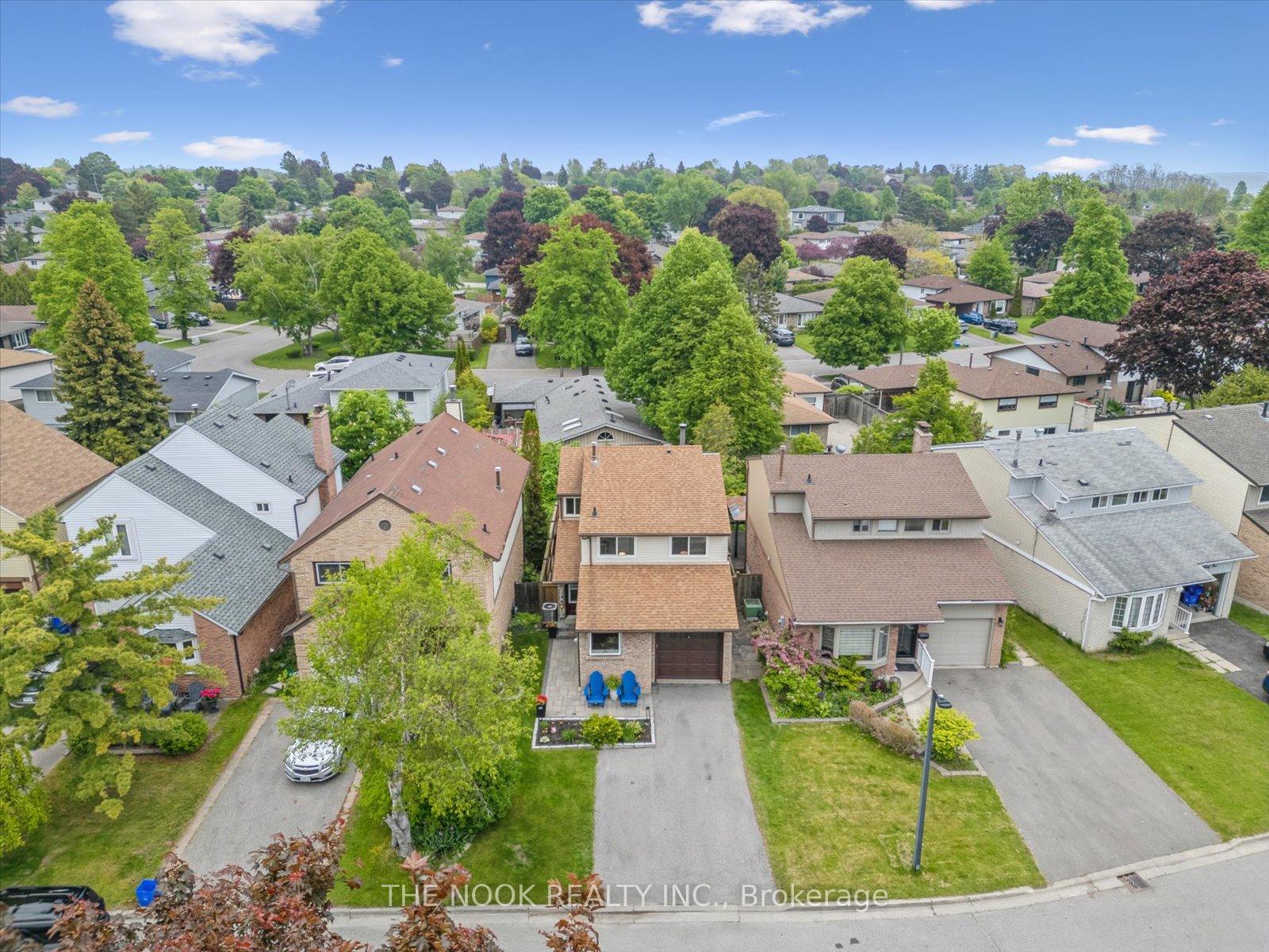 Photo 15 of 27 Andrea Road, Ajax, South East — HOMEH