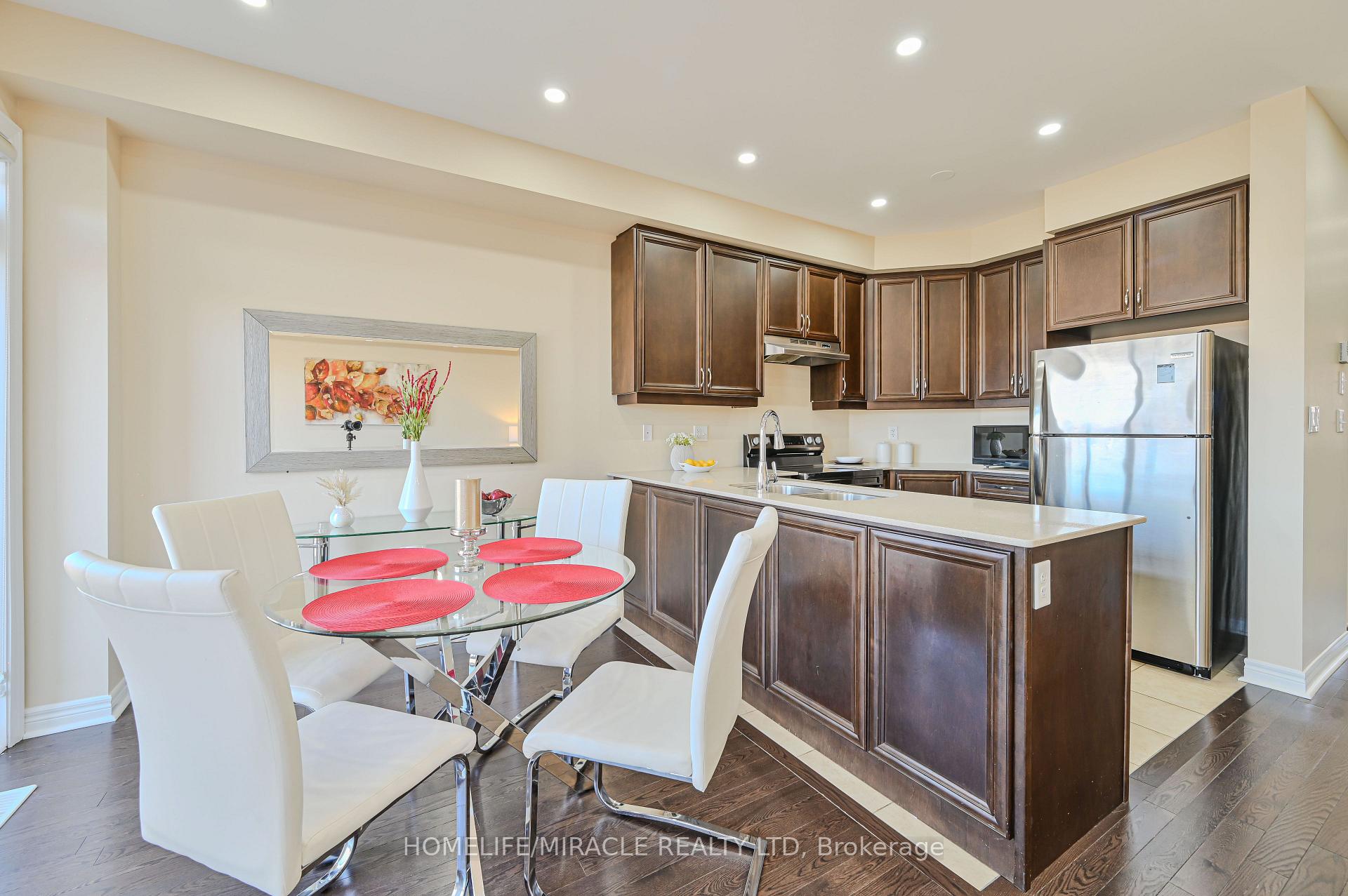 Photo 7 of 26 Hogan Manor Drive, Brampton, Brampton West — HOMEH