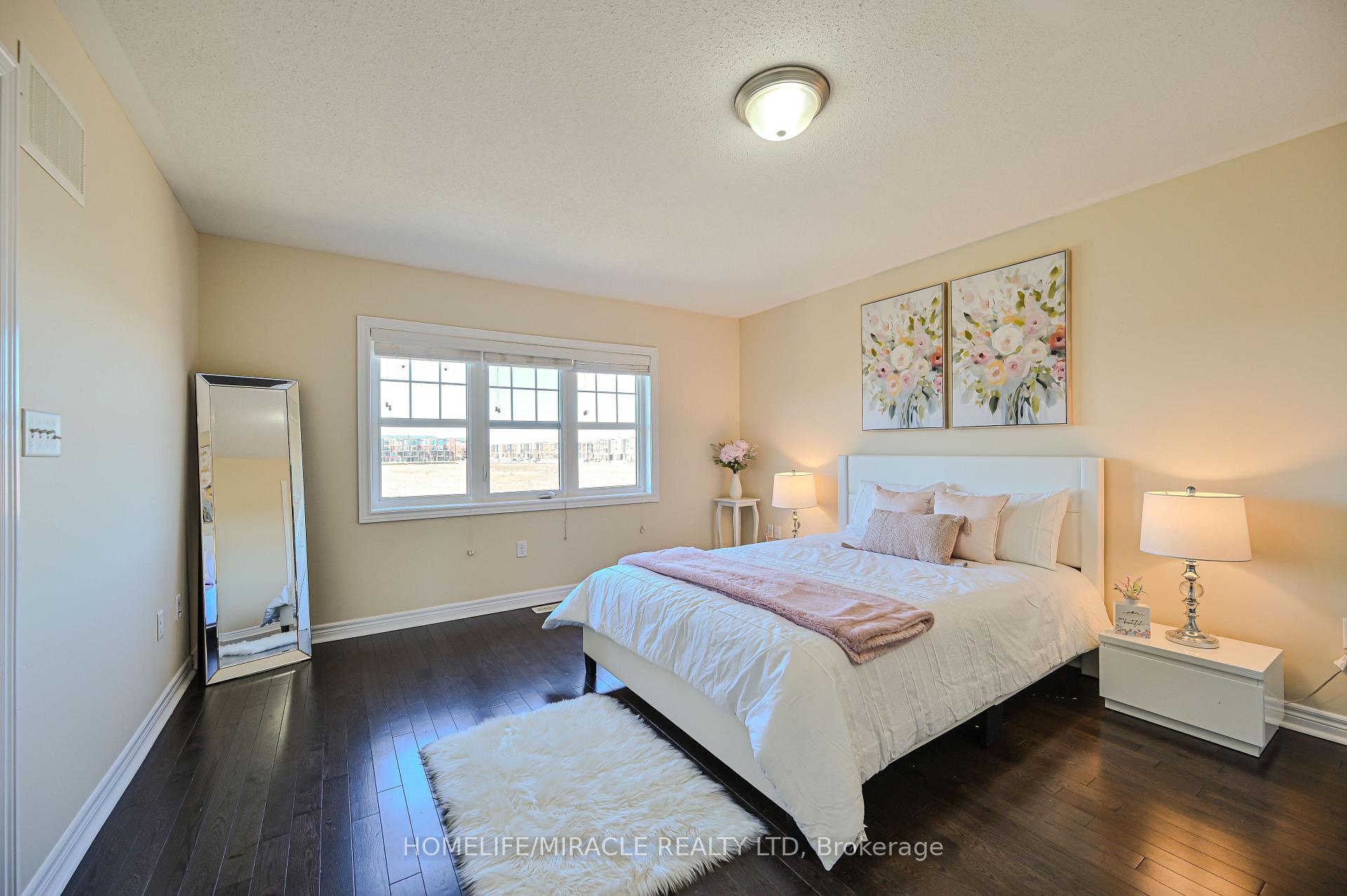 Photo 30 of 26 Hogan Manor Drive, Brampton, Brampton West — HOMEH