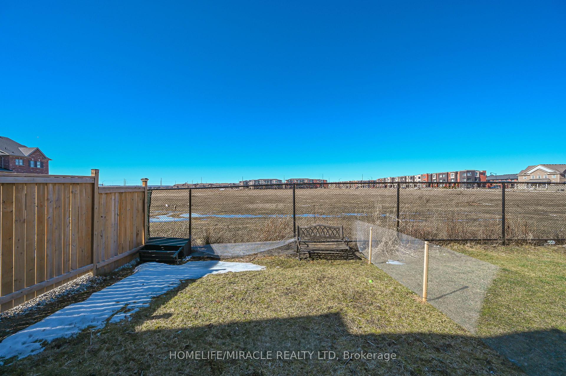 Photo 48 of 26 Hogan Manor Drive, Brampton, Brampton West — HOMEH