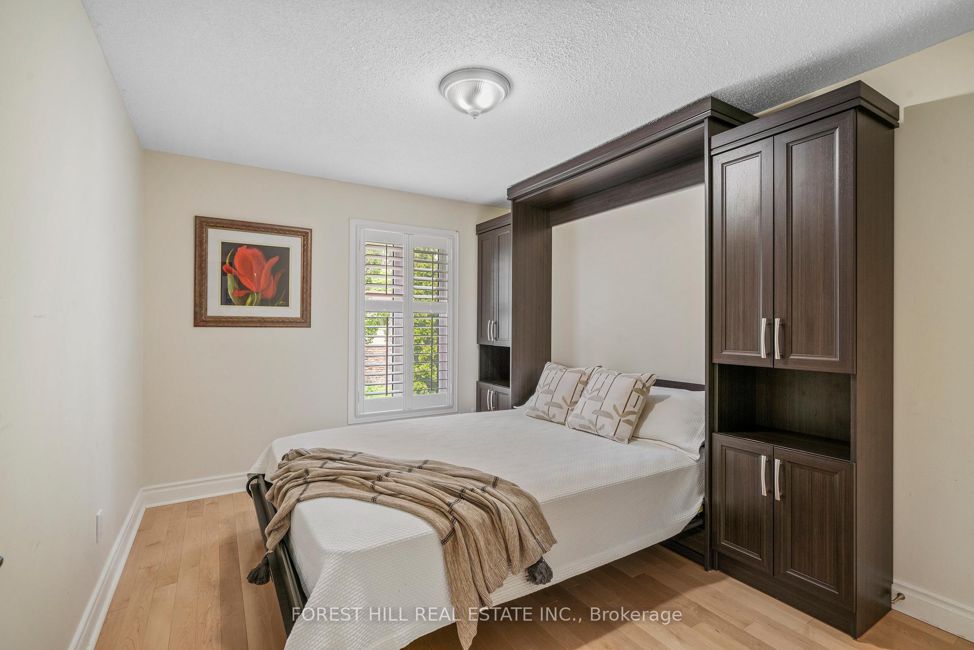 Photo 8 of 69 Breckonwood Crescent, Markham, Aileen-Willowbrook — HOMEH