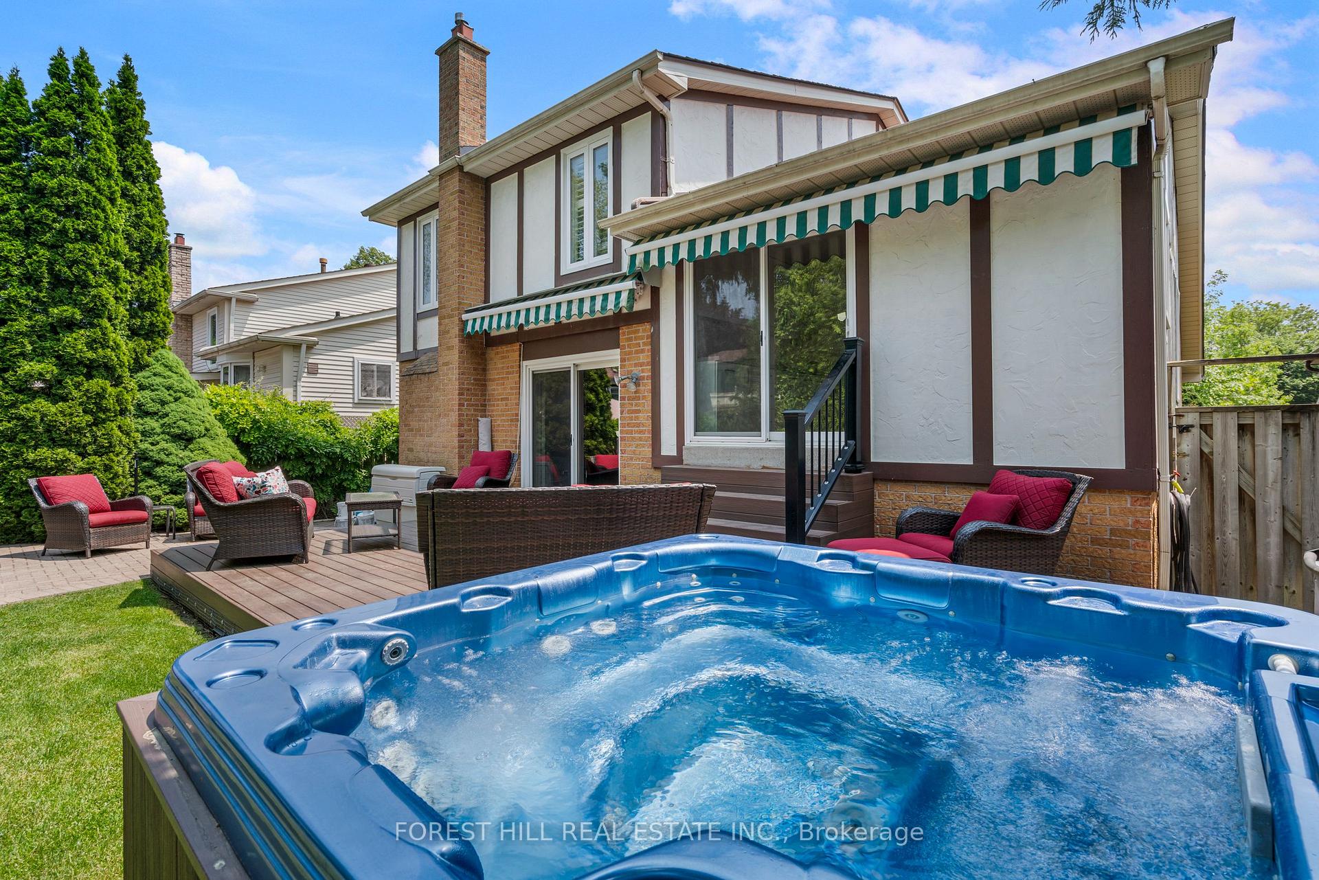 Photo 23 of 69 Breckonwood Crescent, Markham, Aileen-Willowbrook — HOMEH