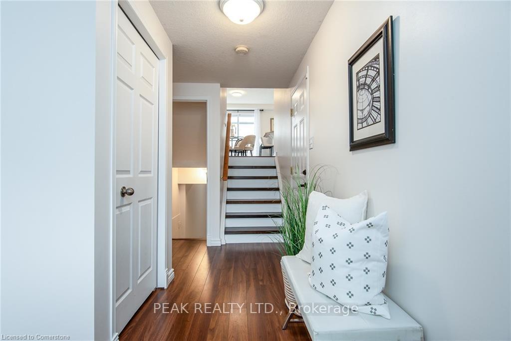 Photo 27 of 11 Madeleine Street, Kitchener — HOMEH