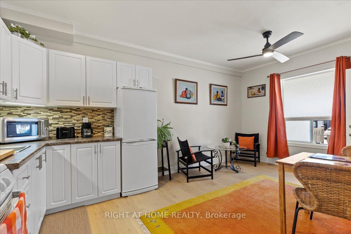 Photo 11 of 54 Fullerton Avenue, Hamilton, Gibson — HOMEH
