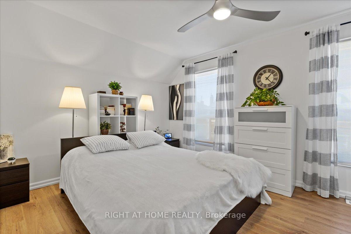 Photo 12 of 54 Fullerton Avenue, Hamilton, Gibson — HOMEH