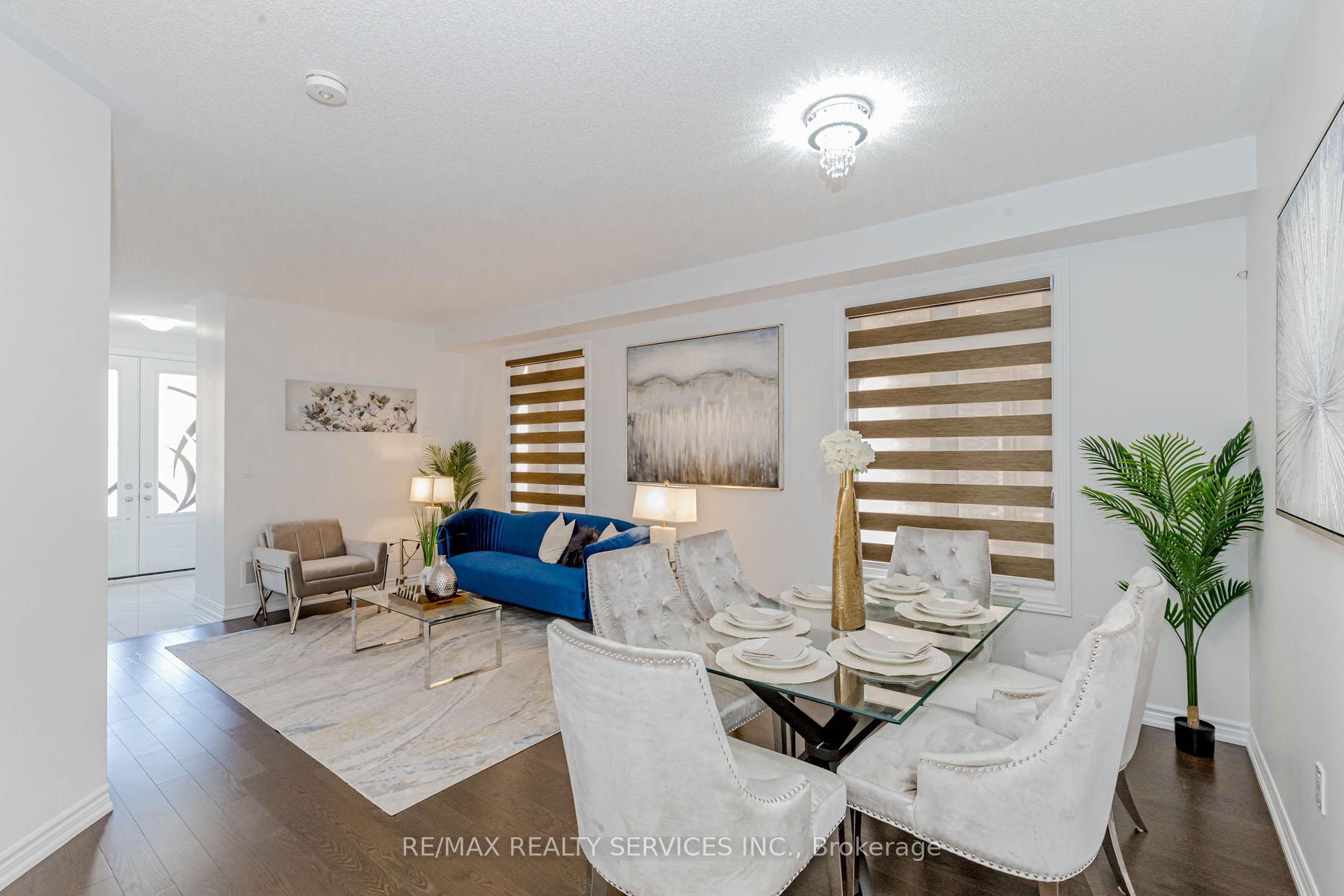 Photo 13 of 17 Seymour Road, Brampton, Sandringham-Wellington North — HOMEH