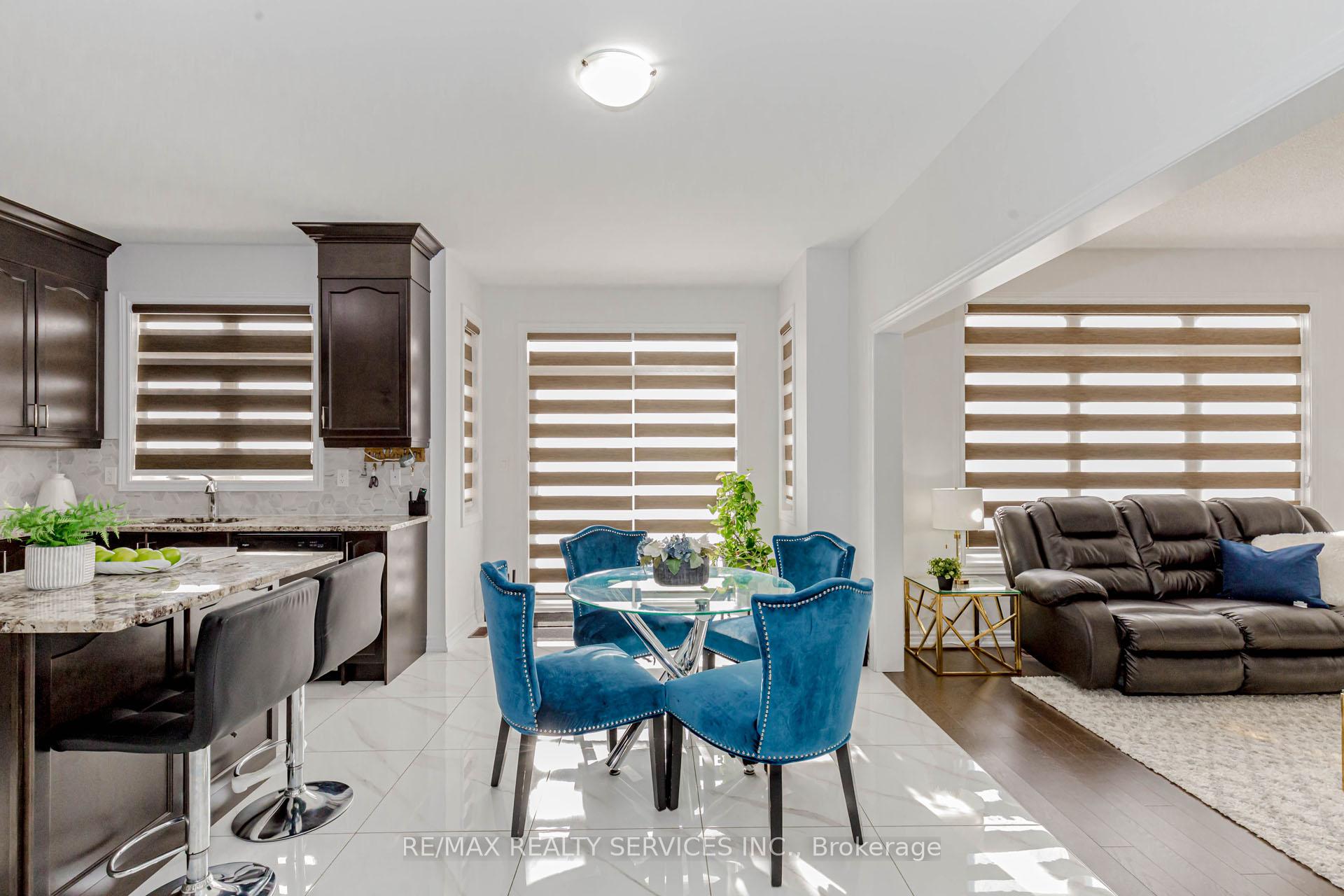 Photo 12 of 17 Seymour Road, Brampton, Sandringham-Wellington North — HOMEH