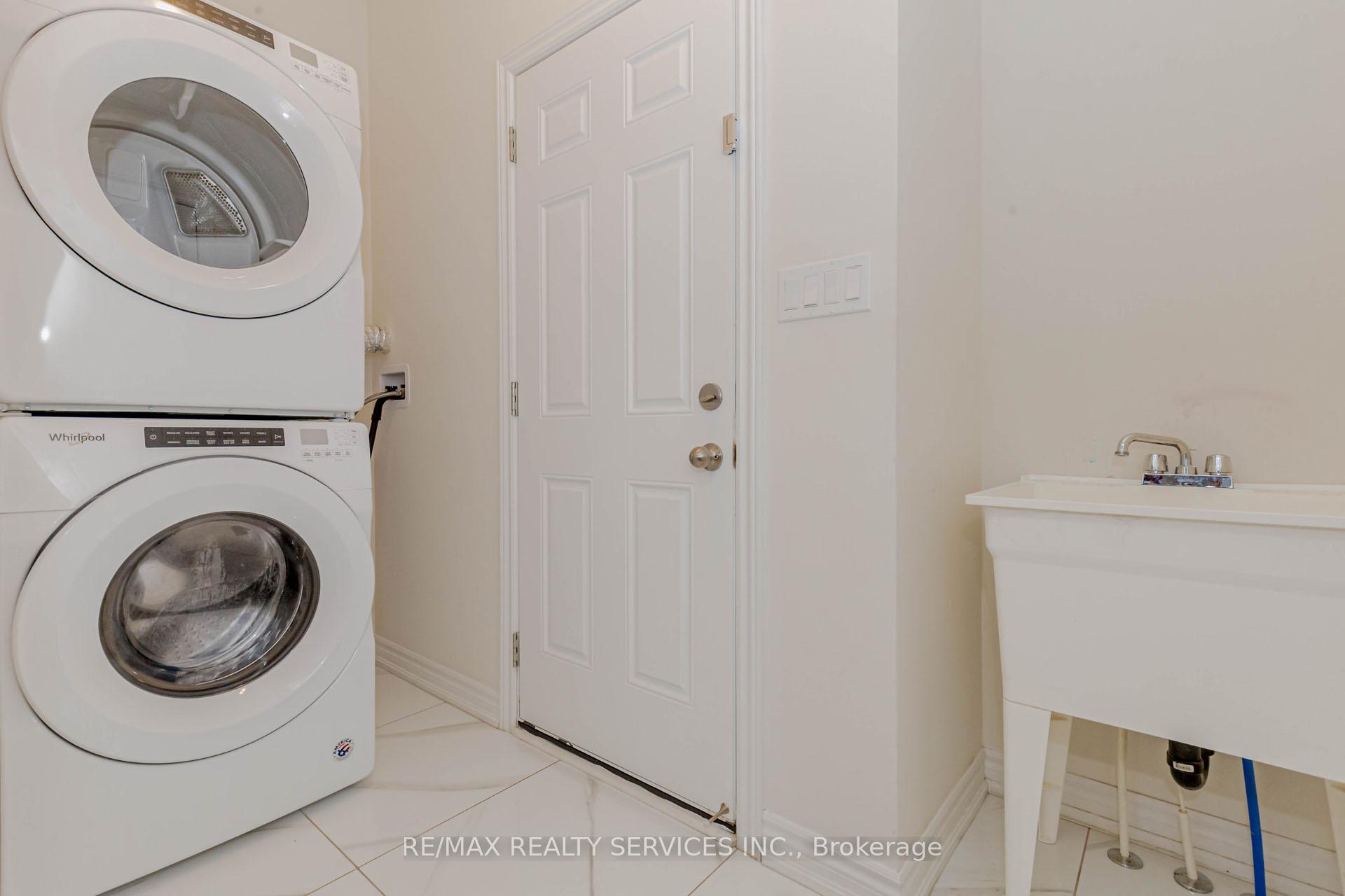 Photo 36 of 17 Seymour Road, Brampton, Sandringham-Wellington North — HOMEH