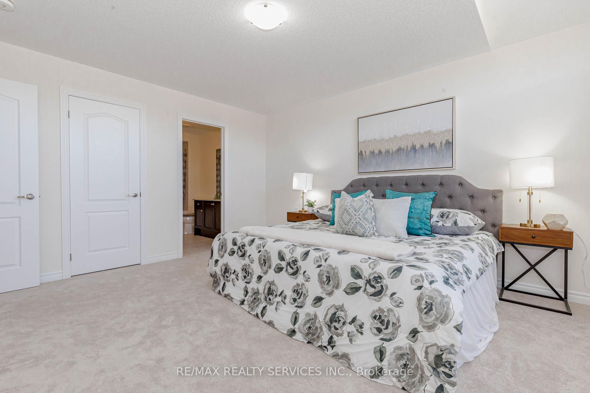 Photo 25 of 17 Seymour Road, Brampton, Sandringham-Wellington North — HOMEH