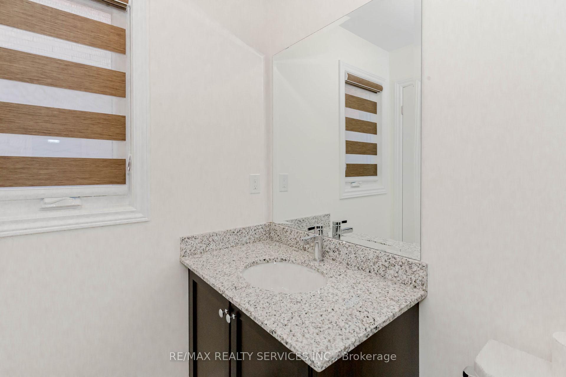 Photo 38 of 17 Seymour Road, Brampton, Sandringham-Wellington North — HOMEH