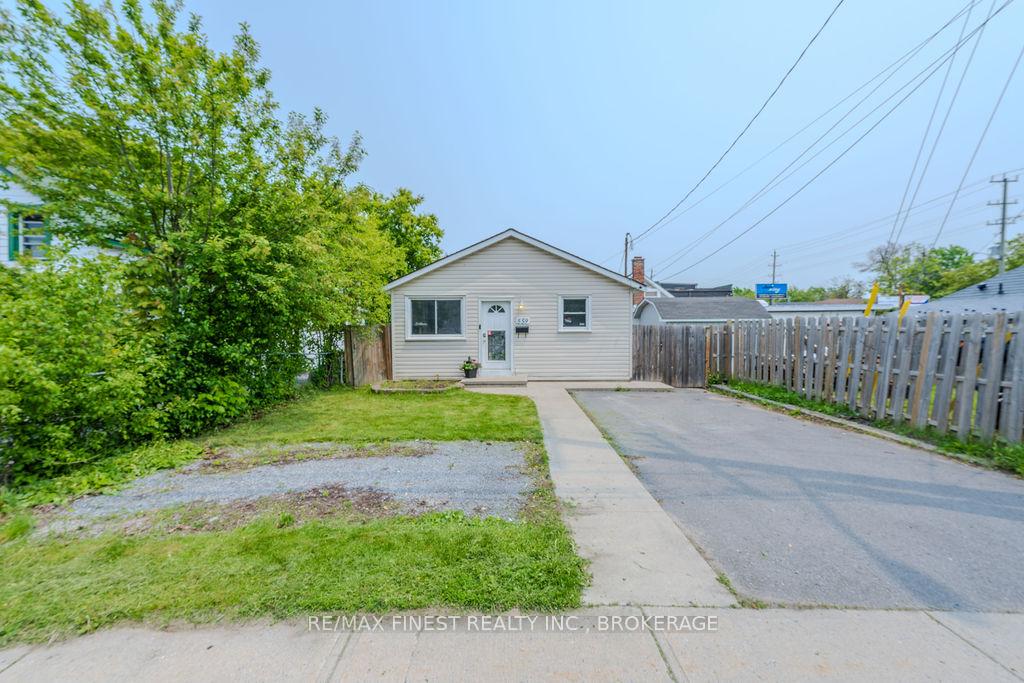 Photo 1 of 559 MacDonnell Street, Kingston, East of Sir John A. Blvd — HOMEH