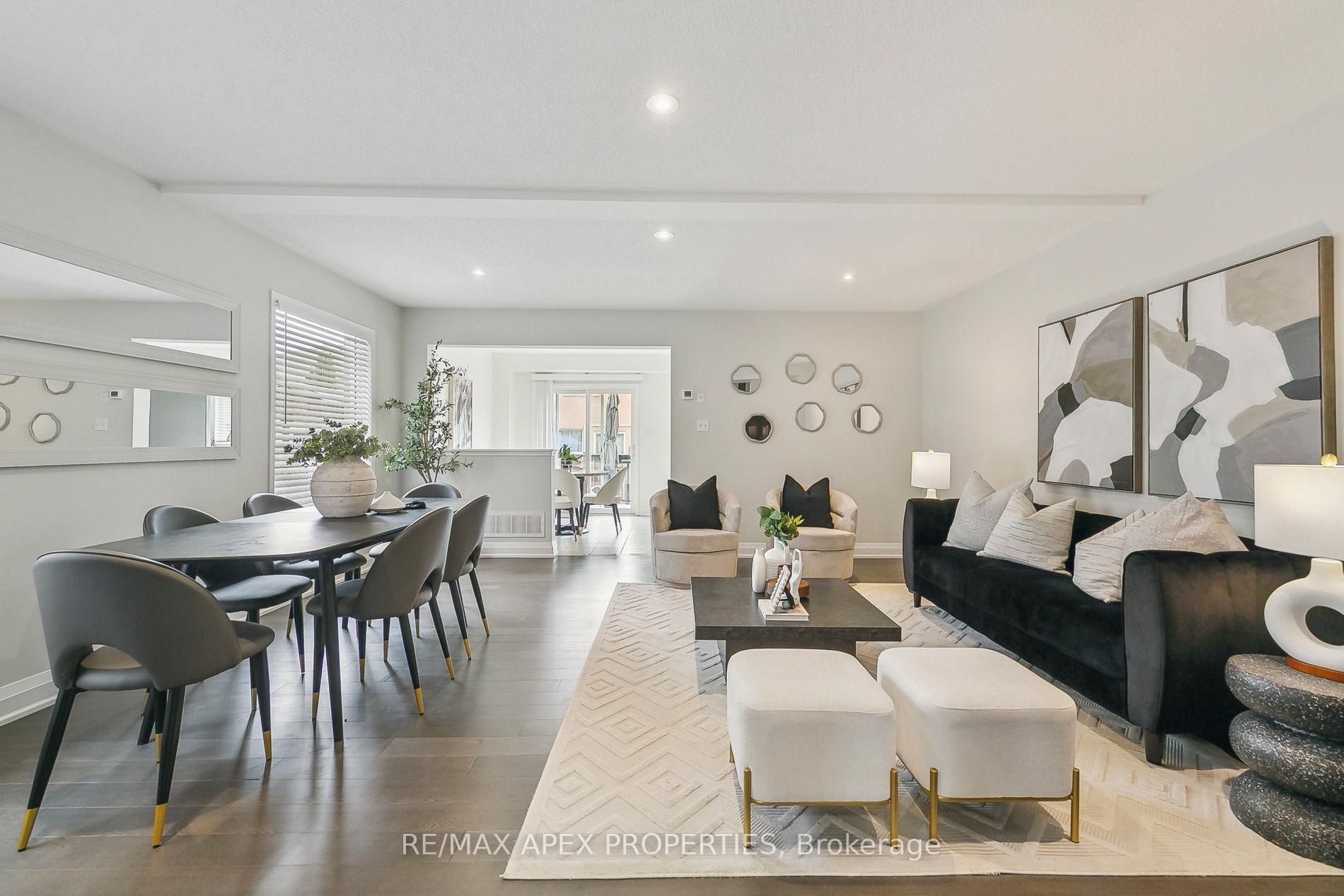 Photo 7 of 57 Roadmaster Lane, Brampton, Fletcher's Meadow — HOMEH