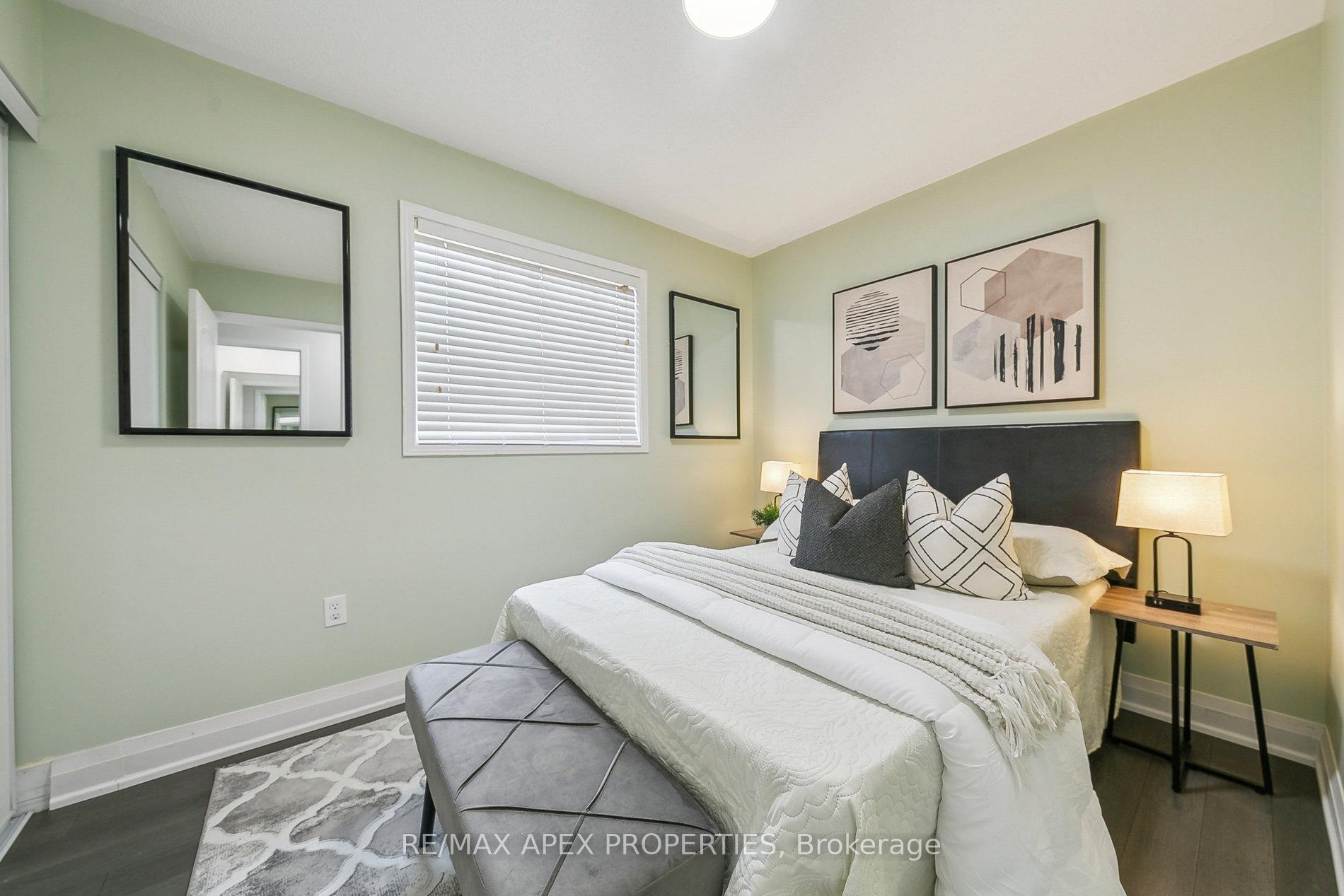 Photo 21 of 57 Roadmaster Lane, Brampton, Fletcher's Meadow — HOMEH