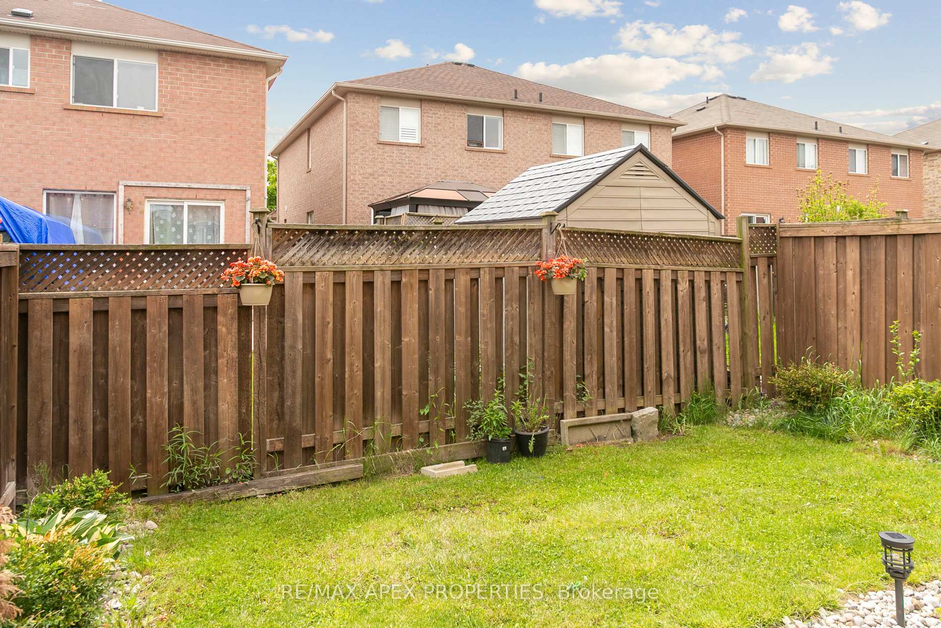 Photo 36 of 57 Roadmaster Lane, Brampton, Fletcher's Meadow — HOMEH