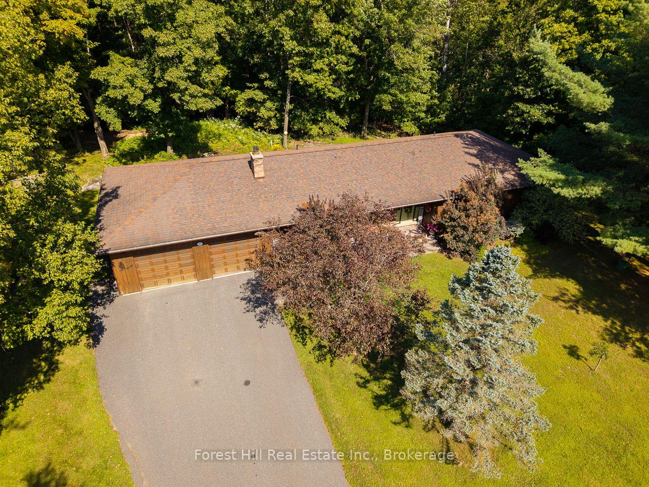 Photo 8 of 17 Skerryvore Circle, McDougall — HOMEH