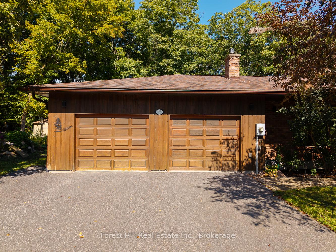 Photo 33 of 17 Skerryvore Circle, McDougall — HOMEH