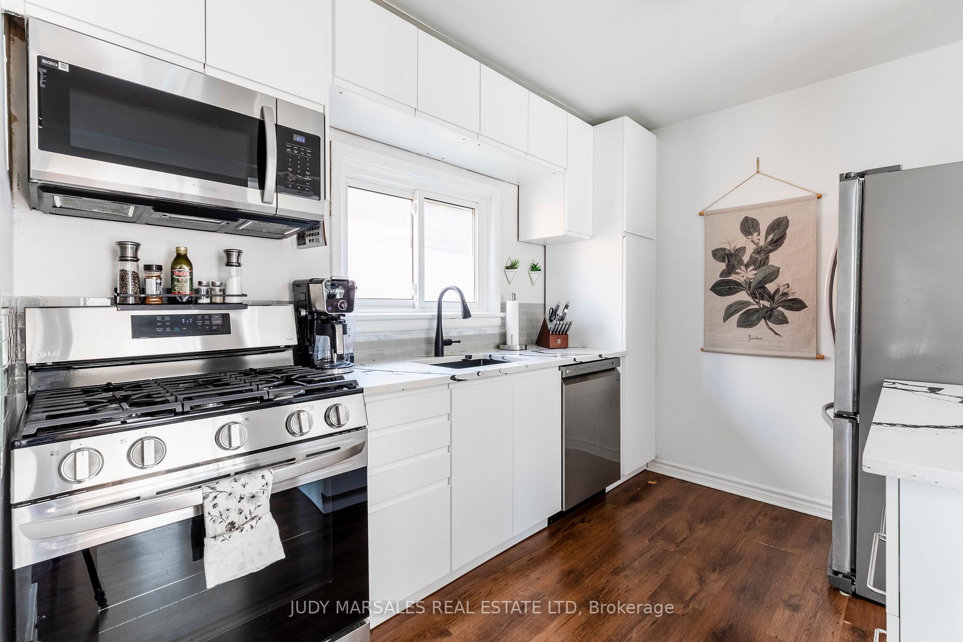 Photo 10 of 55 East 26th Street, Hamilton, Eastmount — HOMEH