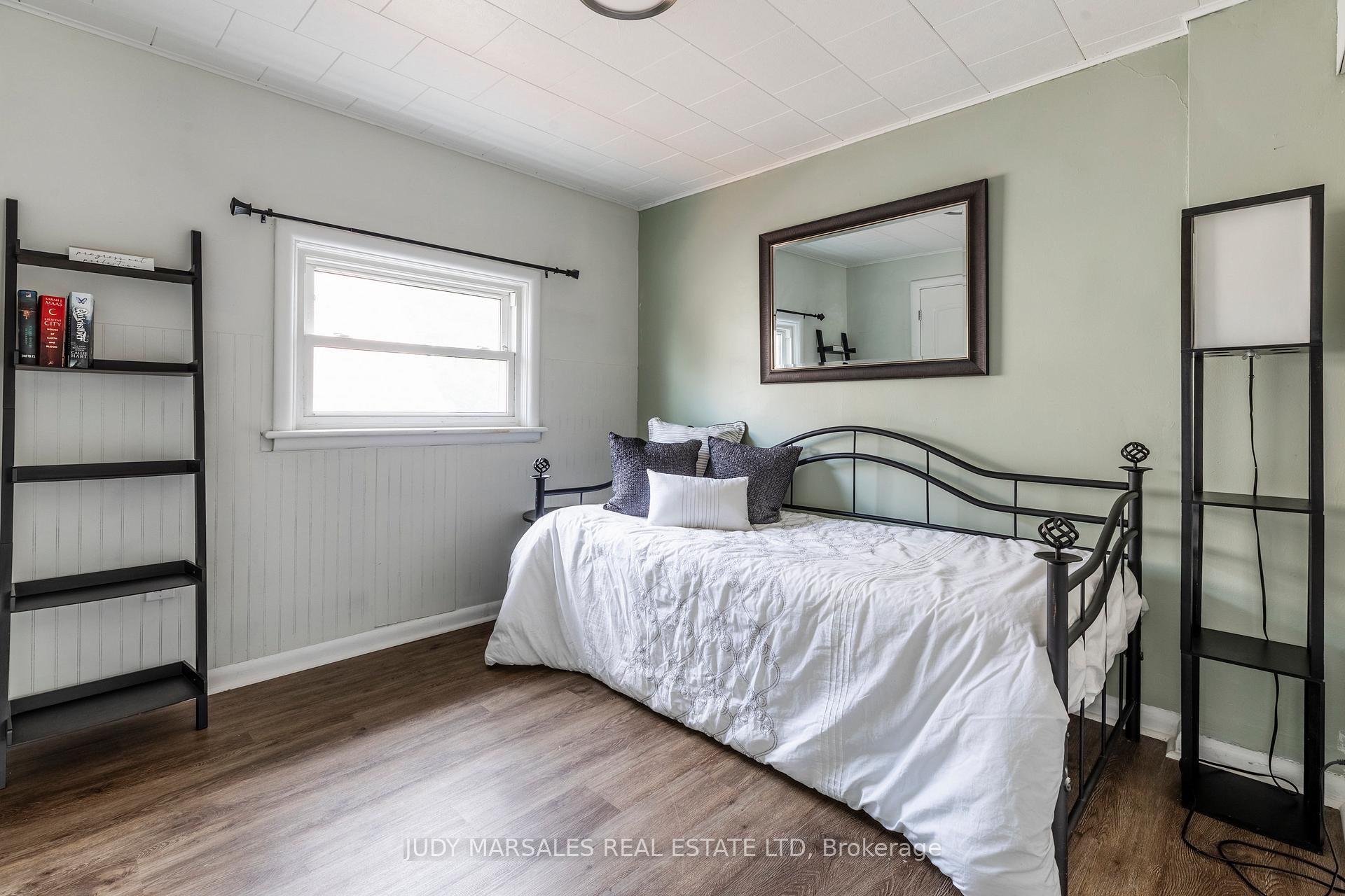 Photo 13 of 55 East 26th Street, Hamilton, Eastmount — HOMEH