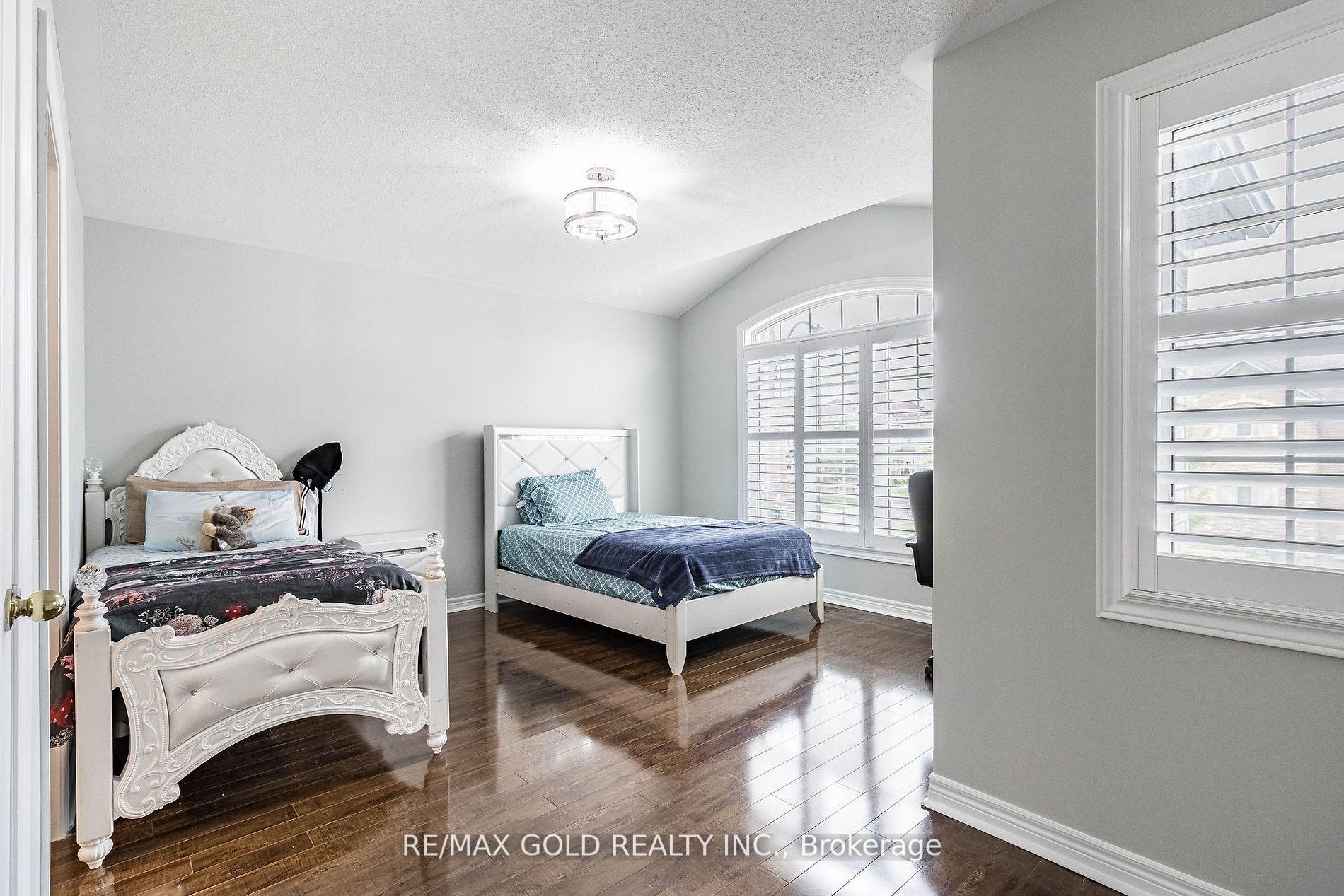 Photo 26 of 251 Father Tobin Road, Brampton, Sandringham-Wellington — HOMEH
