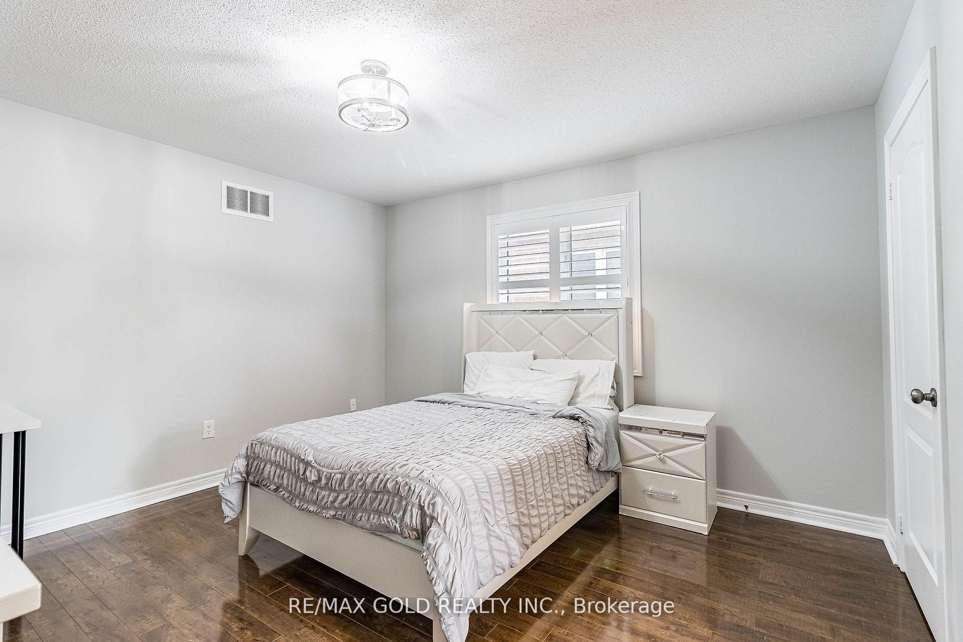 Photo 30 of 251 Father Tobin Road, Brampton, Sandringham-Wellington — HOMEH