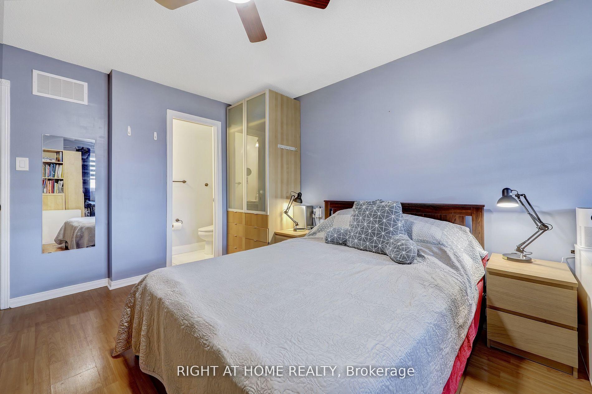 Photo 20 of 36 Hayloft Court, Brampton, Fletcher's Creek Village — HOMEH