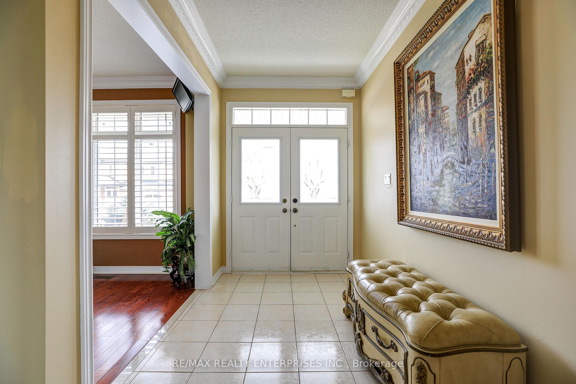 Photo 6 of 20 Saddler Avenue, Brampton, Bram East — HOMEH