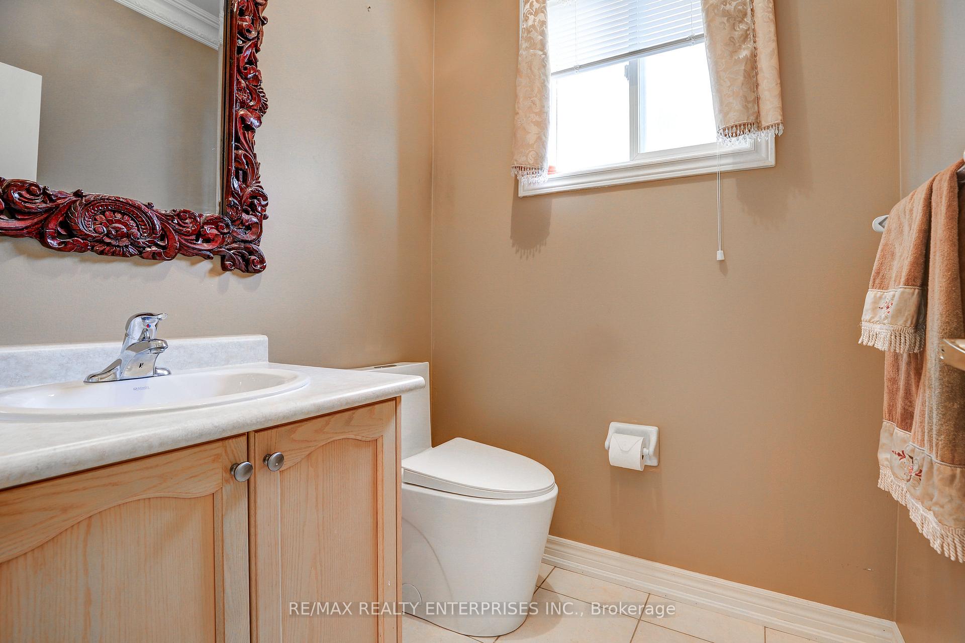 Photo 8 of 20 Saddler Avenue, Brampton, Bram East — HOMEH