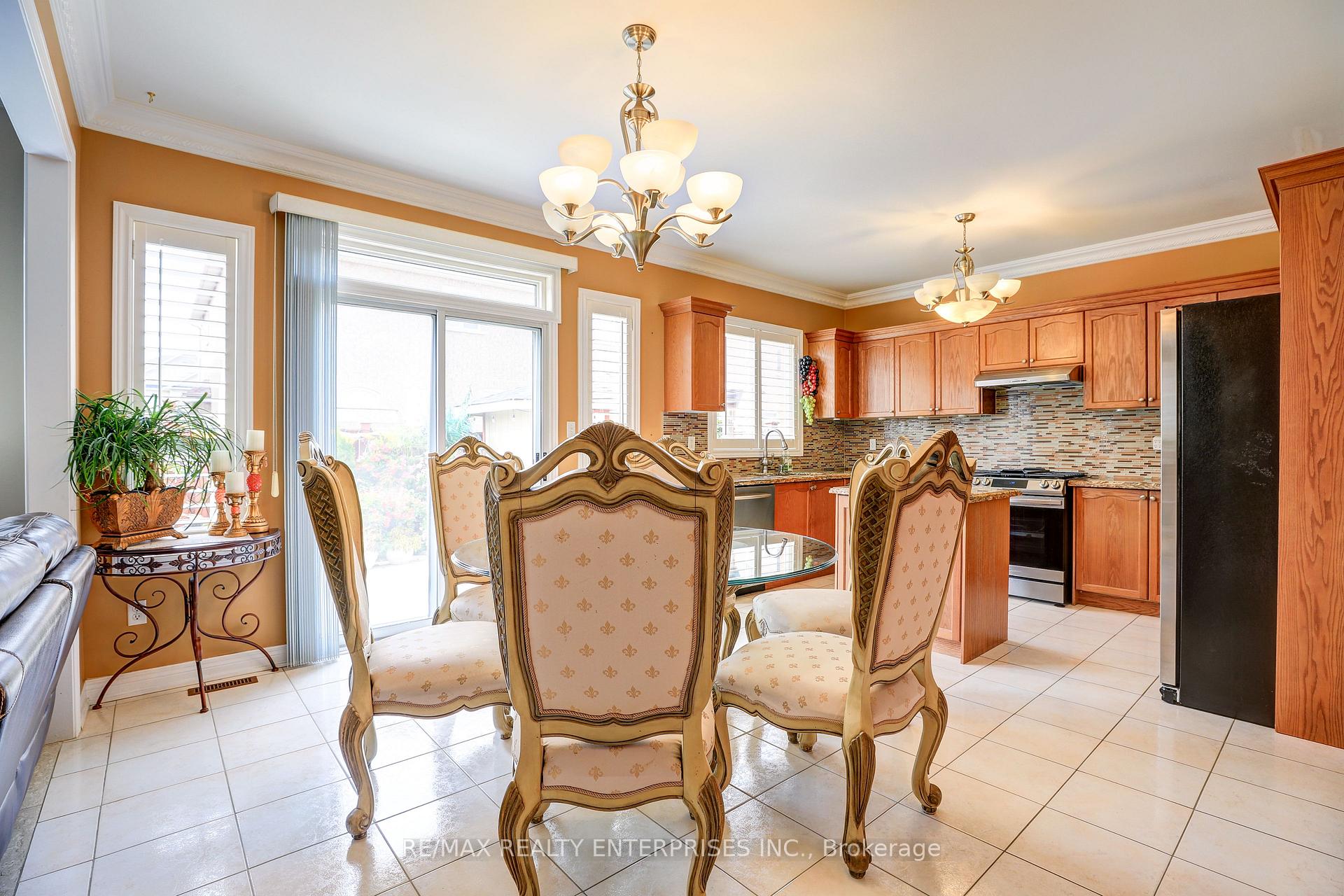 Photo 20 of 20 Saddler Avenue, Brampton, Bram East — HOMEH